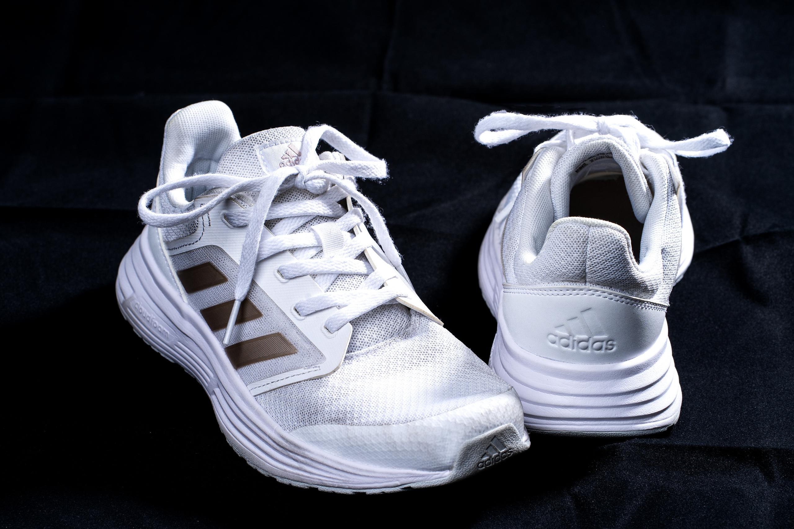 Обувь 1. Фотограф Ахмедов Эльдар Чита