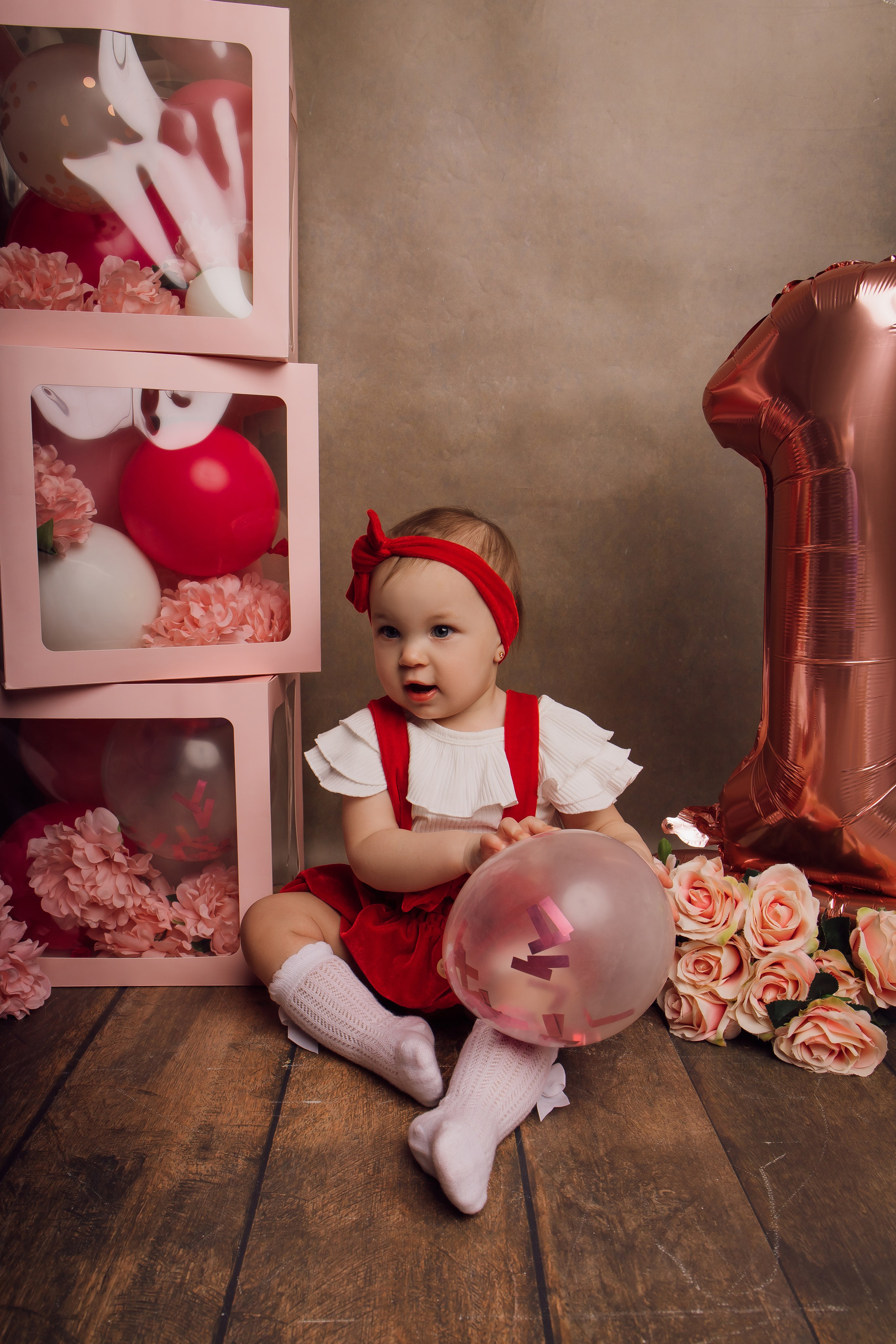 Кира 1 годик