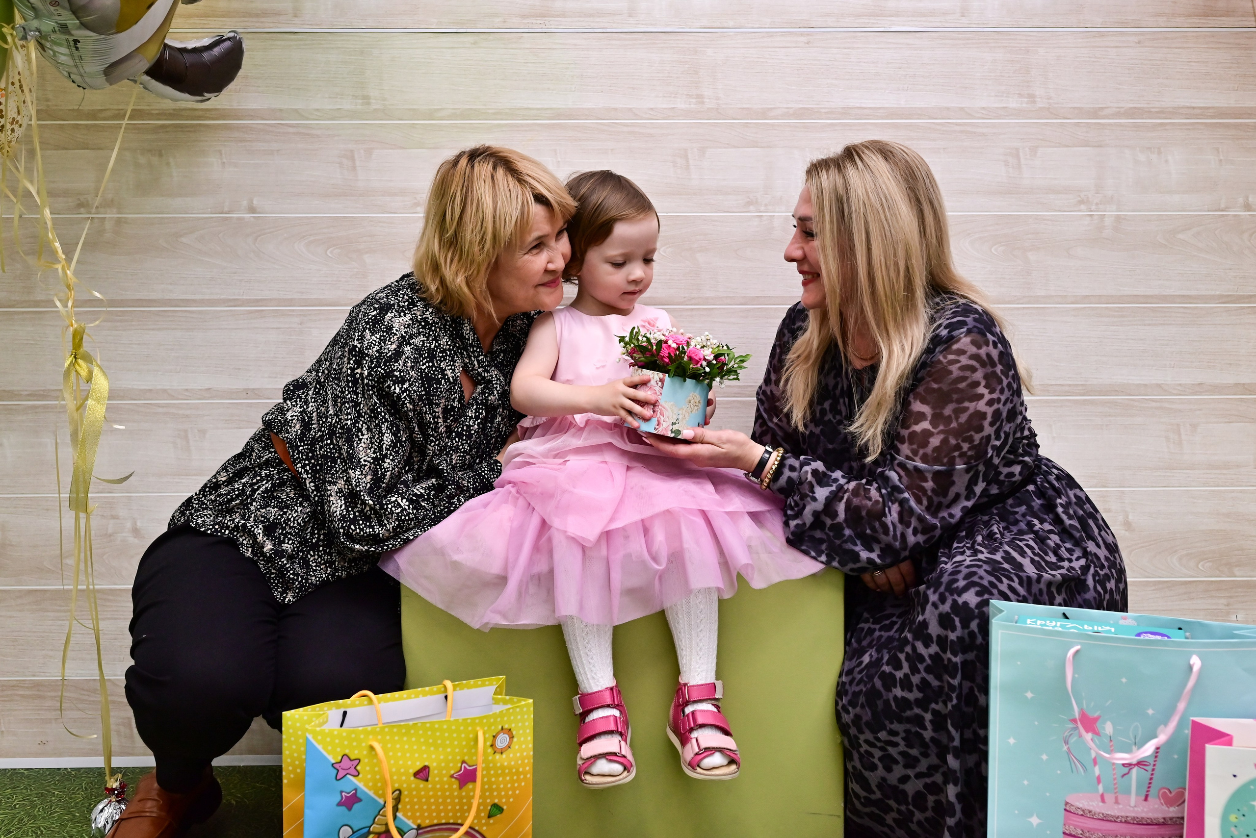 День рождения Мирославы. Семейный и детский фотограф Лариса Ерданова в Екатеринбурге