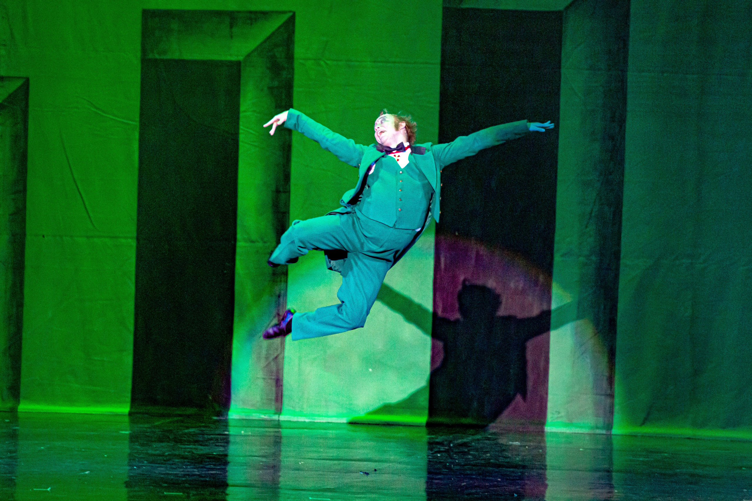 Анюта — спектакль — премьера на сцене Зимнего театра Марийского театра оперы и балета. Фотограф в Сочи Юрий Шептаев