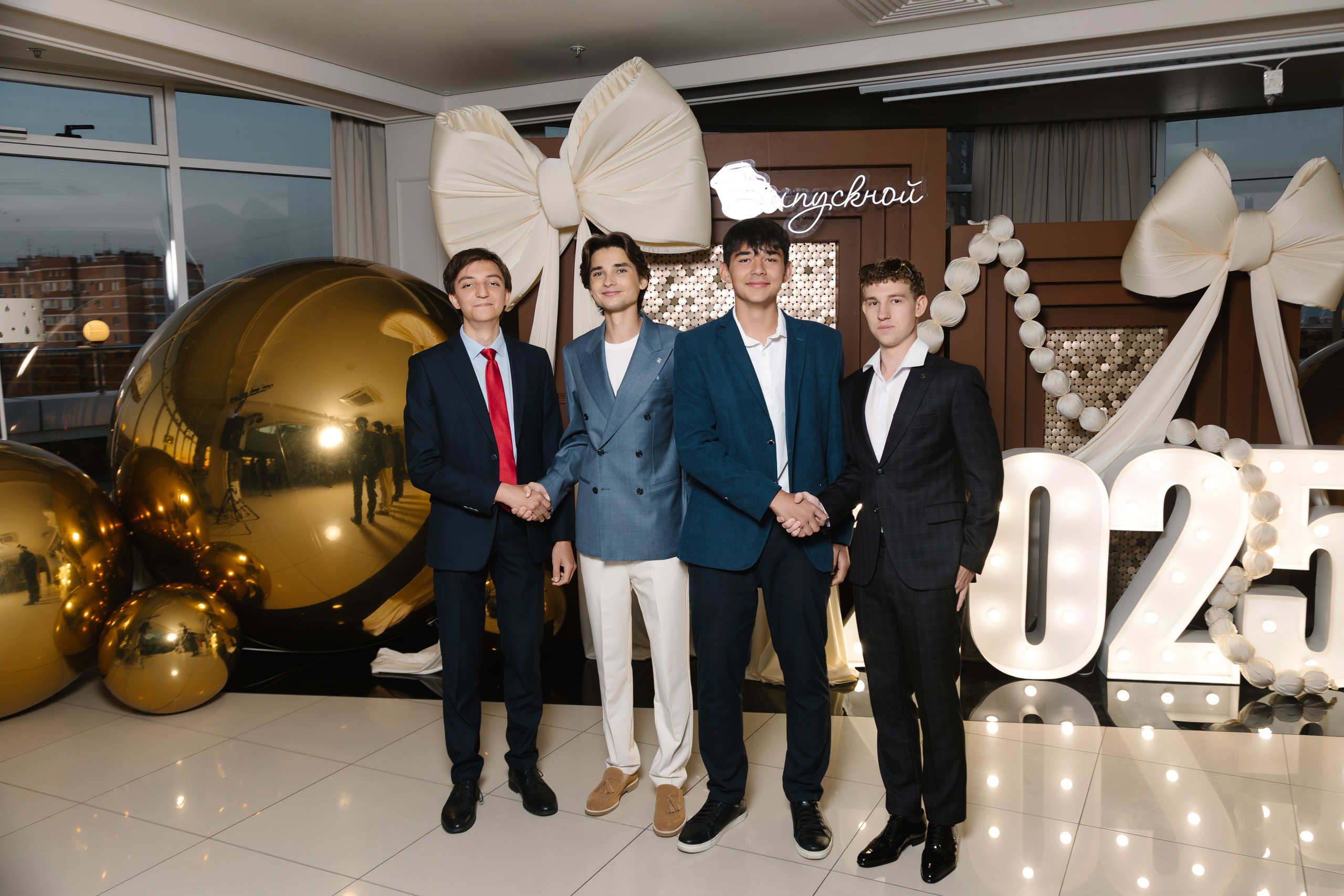 Выпускной 11А класса 2025. Артур Иликчян — Wedding & Event фотограф в Краснодаре