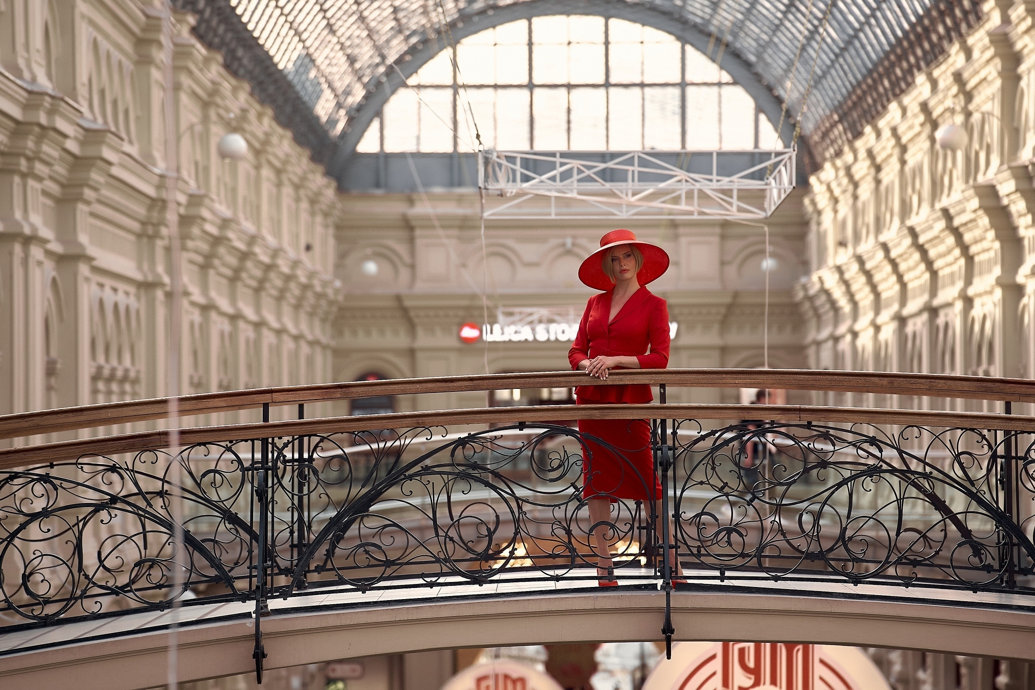 Проект «Красная Москва» с актрисой Анной Чуриной. Фотограф в Москве Сергей Гаварос