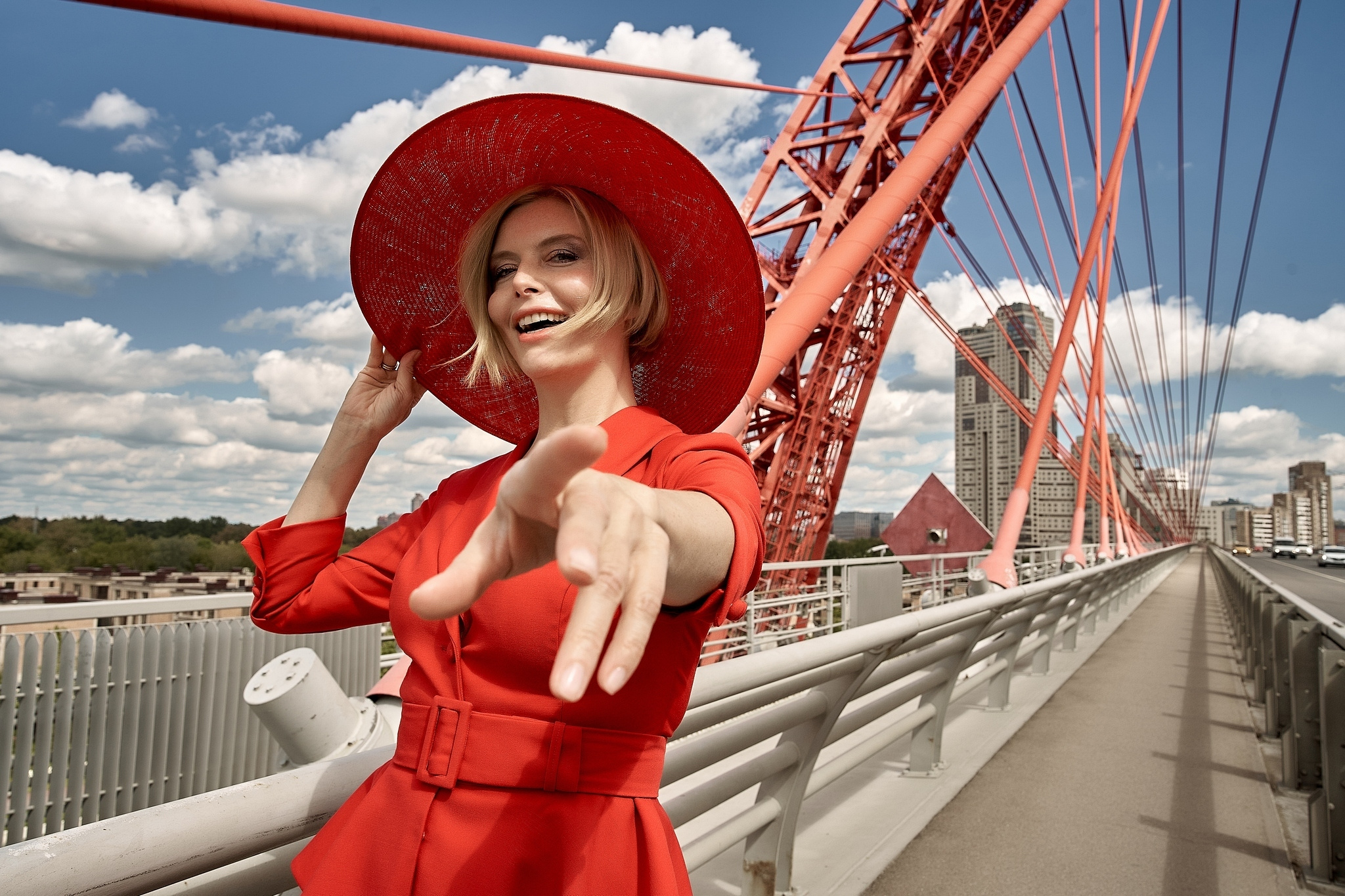 Проект «Красная Москва» с актрисой Анной Чуриной. Фотограф в Москве Сергей Гаварос