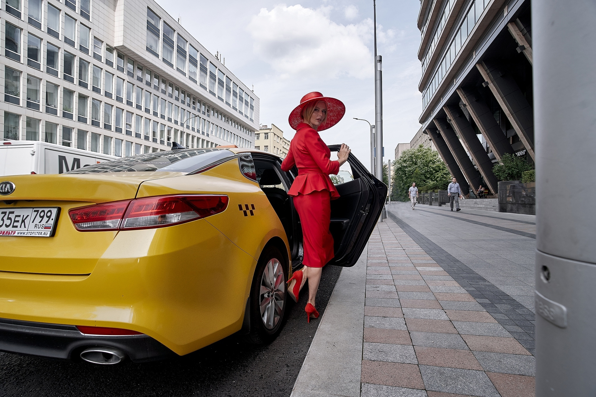 Проект «Красная Москва» с актрисой Анной Чуриной. Фотограф в Москве Сергей Гаварос