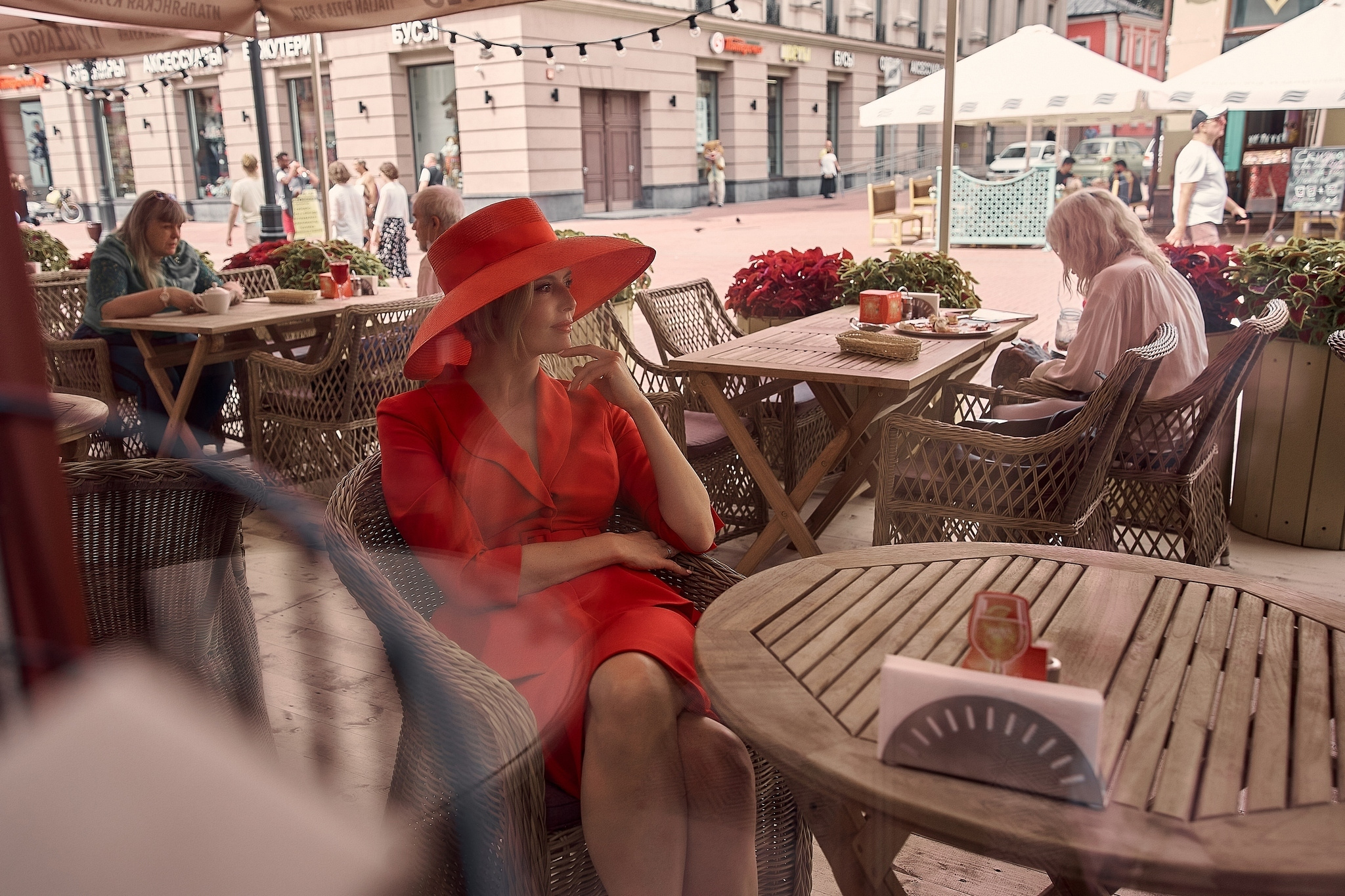 Проект «Красная Москва» с актрисой Анной Чуриной. Фотограф в Москве Сергей Гаварос