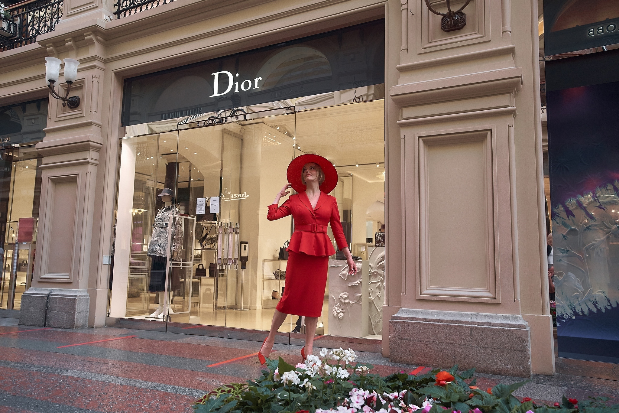 Проект «Красная Москва» с актрисой Анной Чуриной. Фотограф в Москве Сергей Гаварос