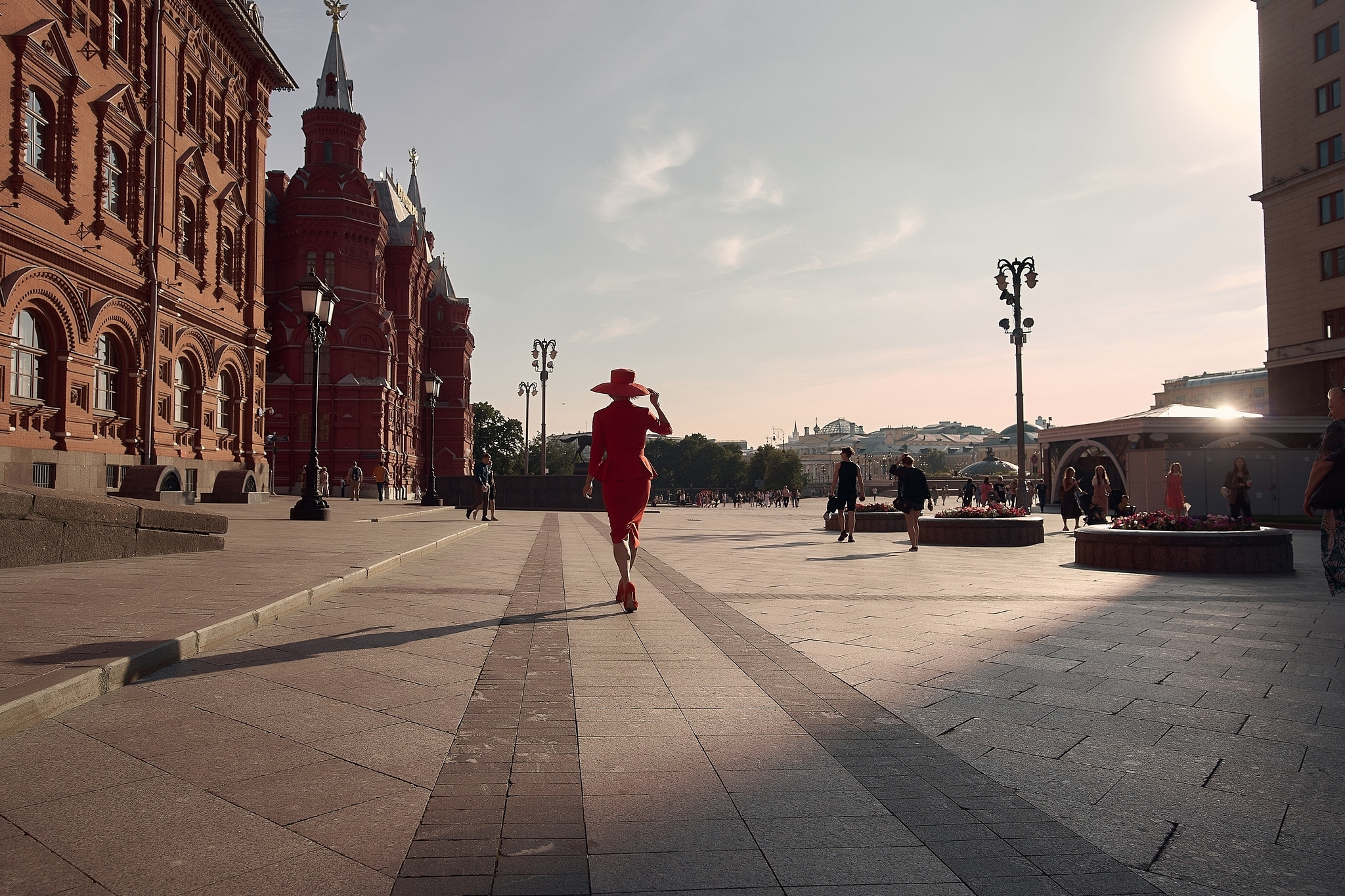 Проект «Красная Москва» с актрисой Анной Чуриной. Фотограф в Москве Сергей Гаварос
