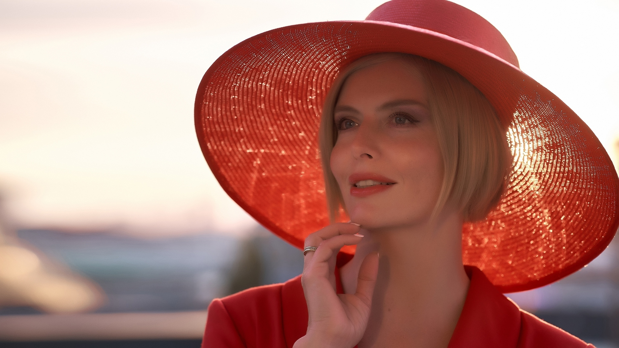 Проект «Красная Москва» с актрисой Анной Чуриной. Фотограф в Москве Сергей Гаварос