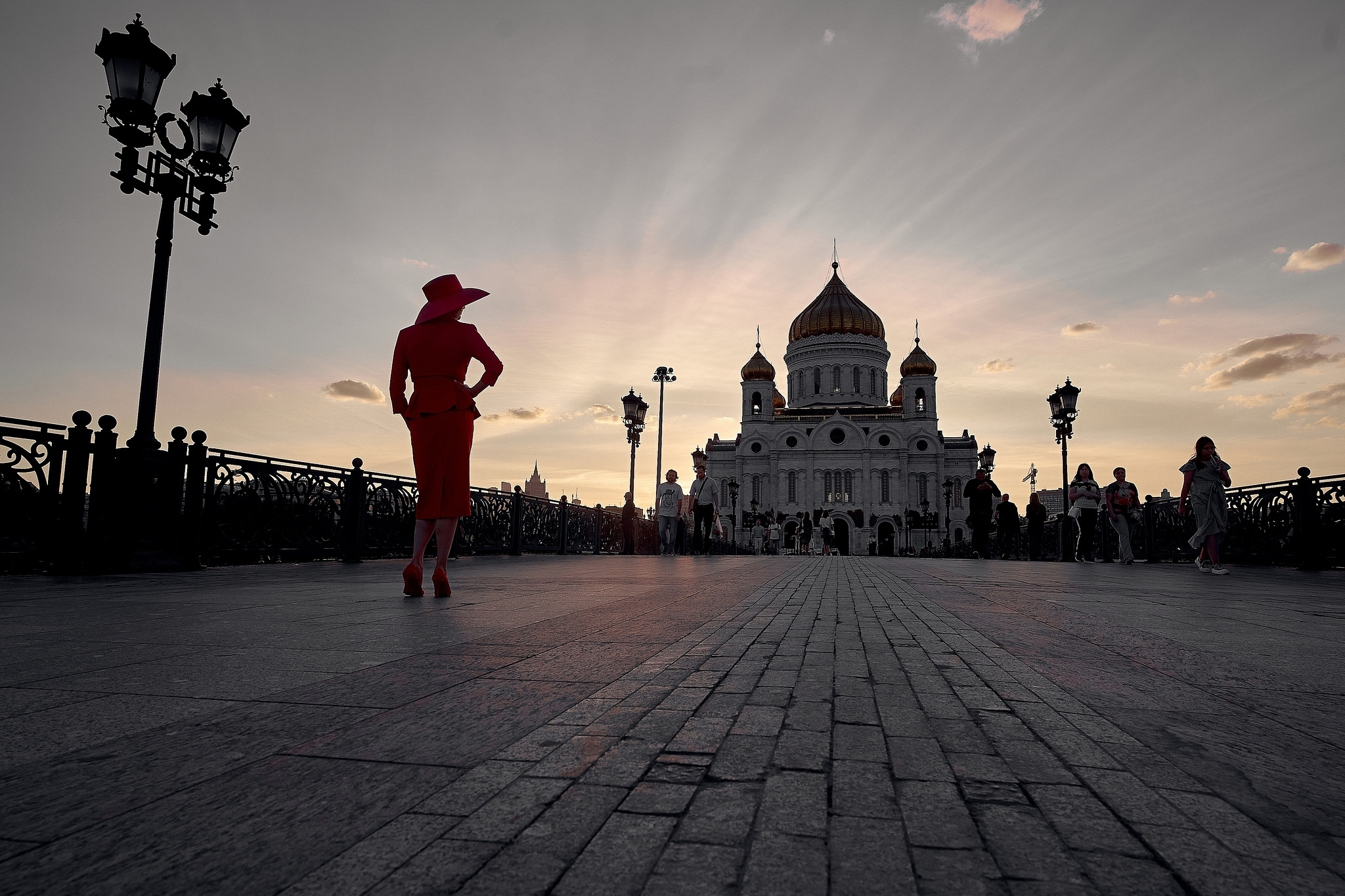 Проект «Красная Москва» с актрисой Анной Чуриной. Фотограф в Москве Сергей Гаварос