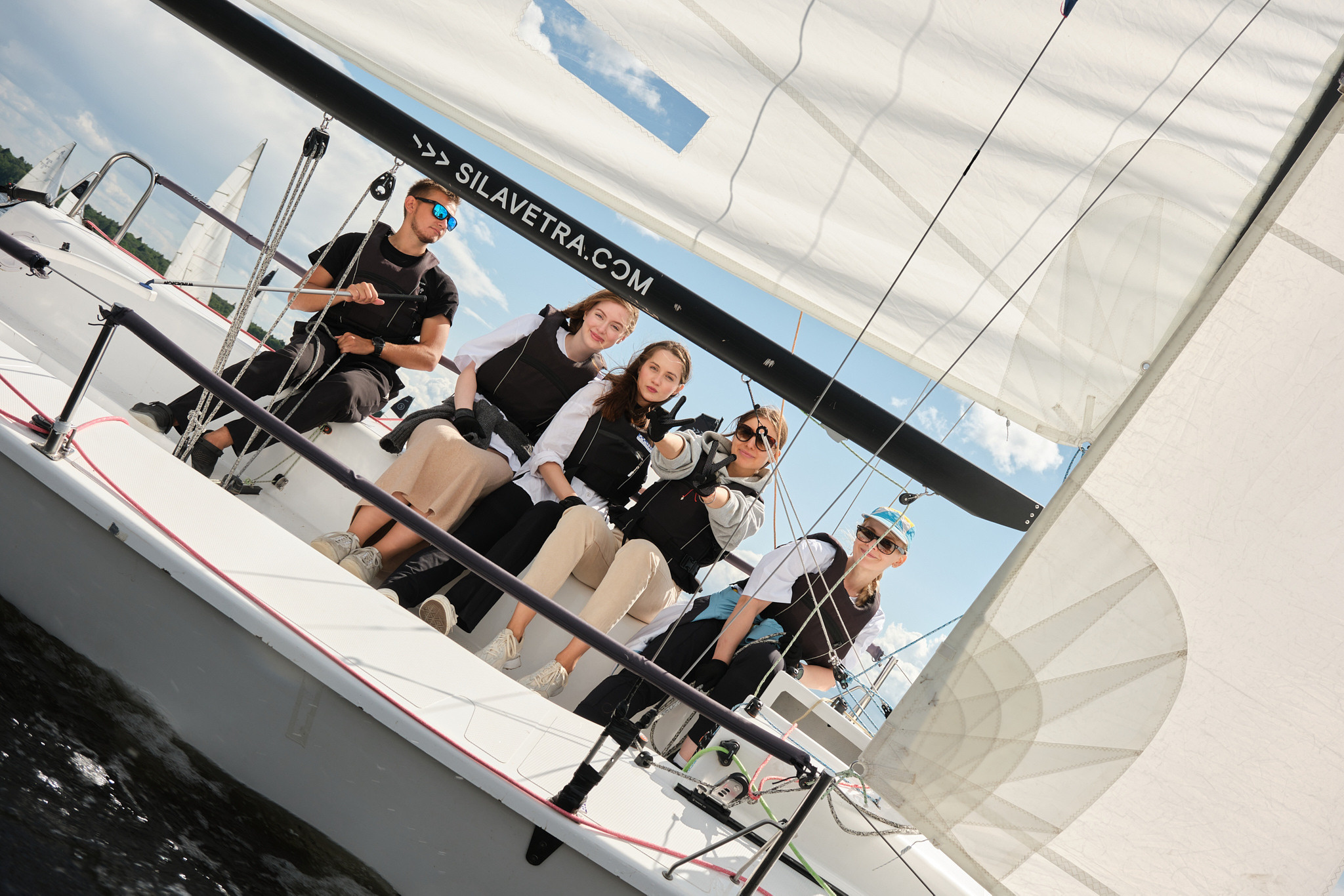 СИЛА ВЕТРАхTHEBLEUPRINT/LUNARHARE/DOTCOMMS. Портретный и репортажный фотограф в Москве Острикова Анастасия