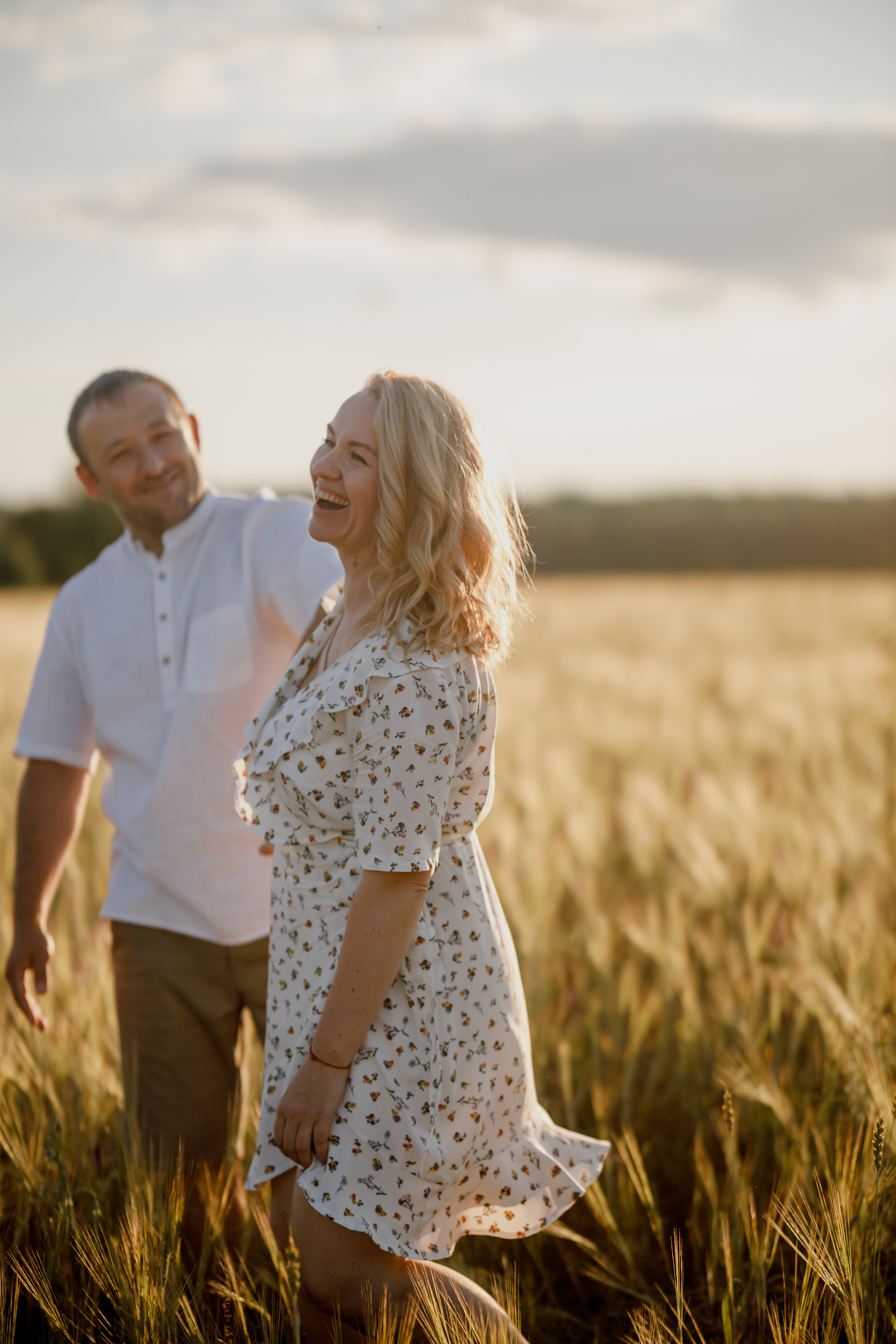 Глеб, Лена, Лев и Родя в полях. Пухова Татьяна фотограф в Перми