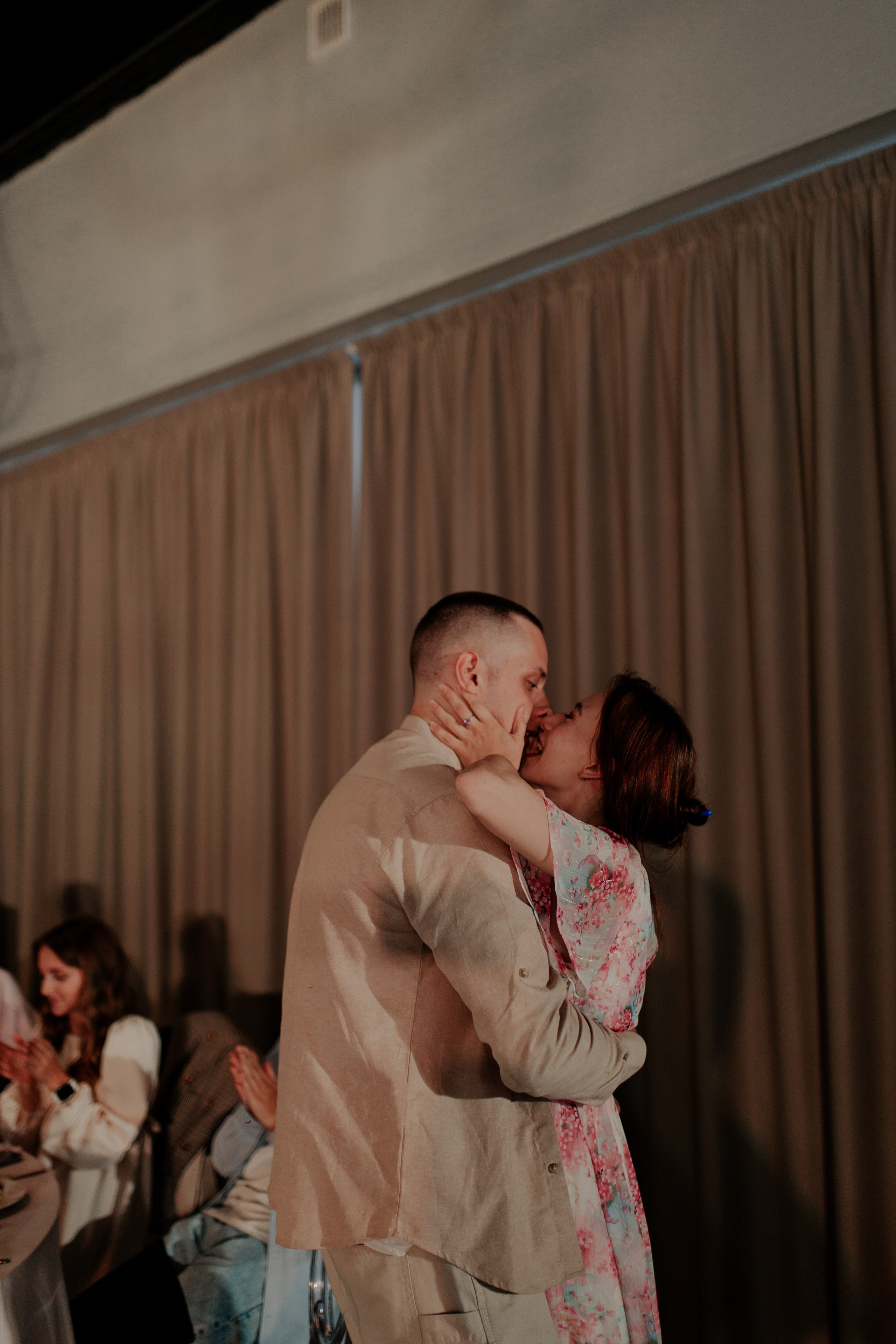 Свадебный банкет в Санкт-Петербурге — Трогательная фотосессия с родными и лавстори. Фотограф в Санкт-Петербурге Лиза Семченкова