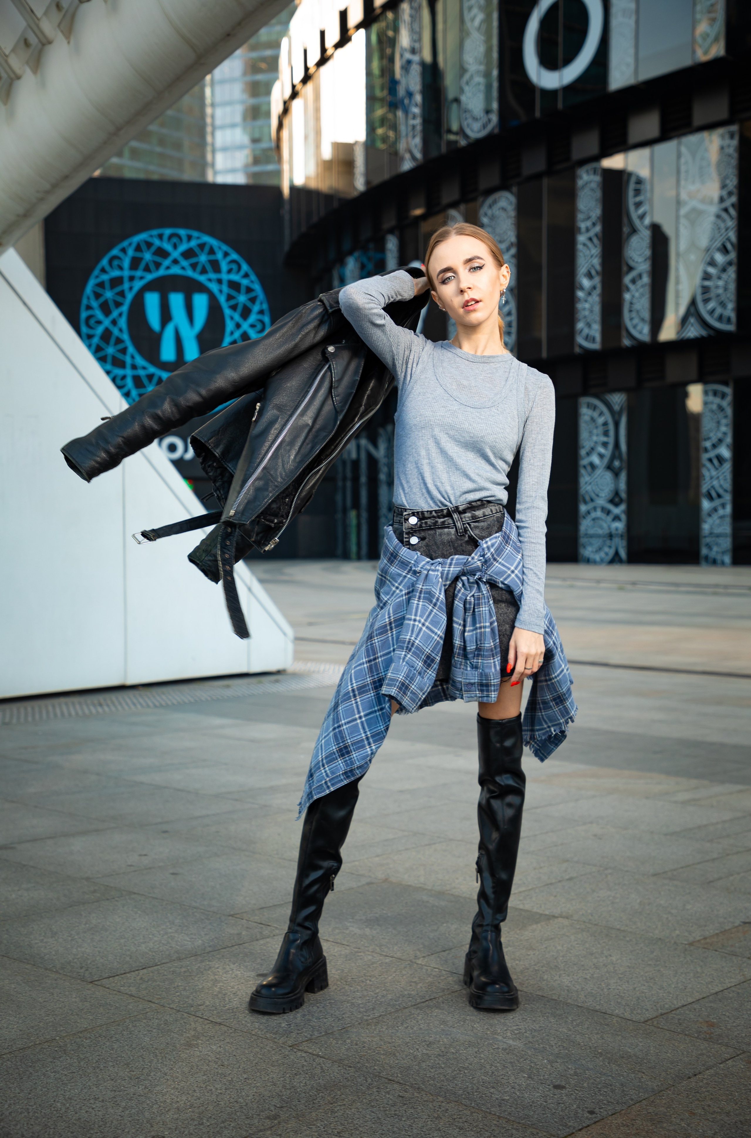 Фотосъемка для маркетплейсов с моделью в Москве и Московской области. Фотостудия в Москве LUXARTPHOTO