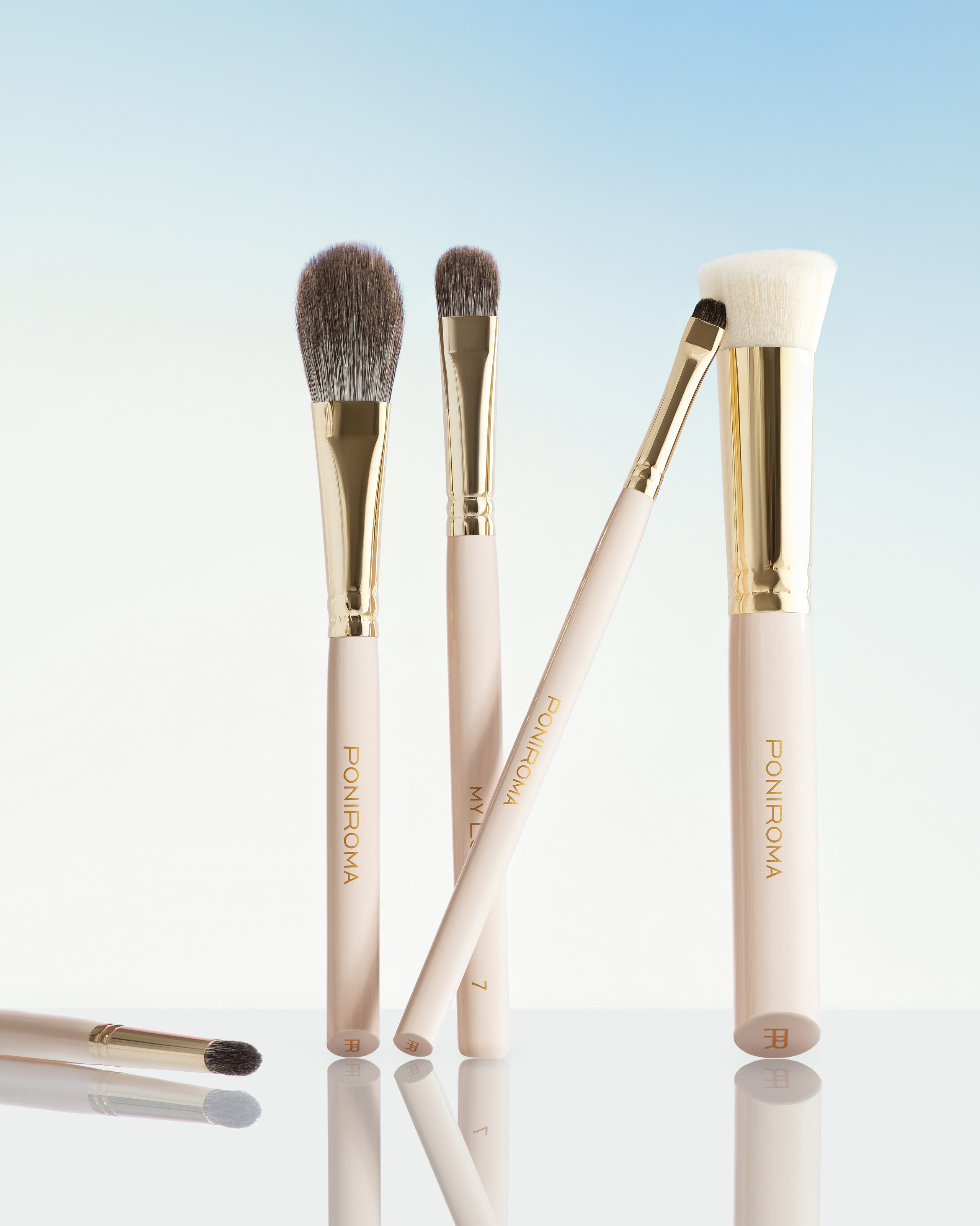 Бьюти (косметика, уход, аксессуары). Предметная фотография