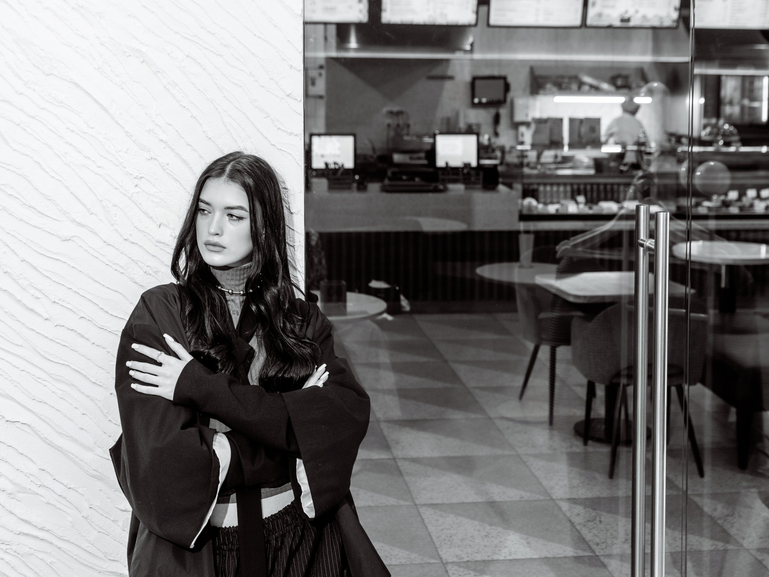 TONY CLOU. Съёмка в кофейне. Фотограф Виталий Хайлов, Екатеринбург