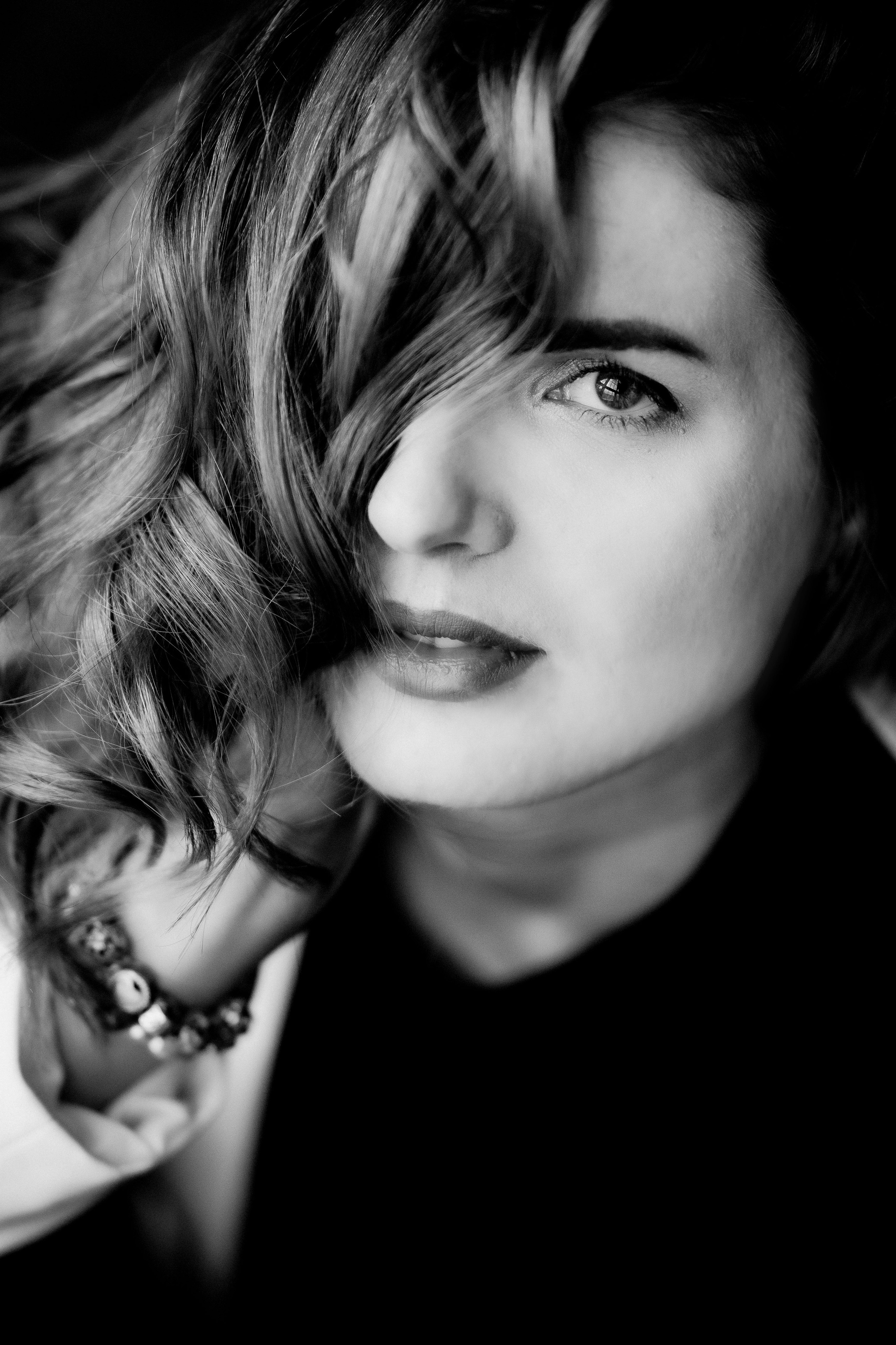 Женское. ЧБ Фотограф Ольга Лесли