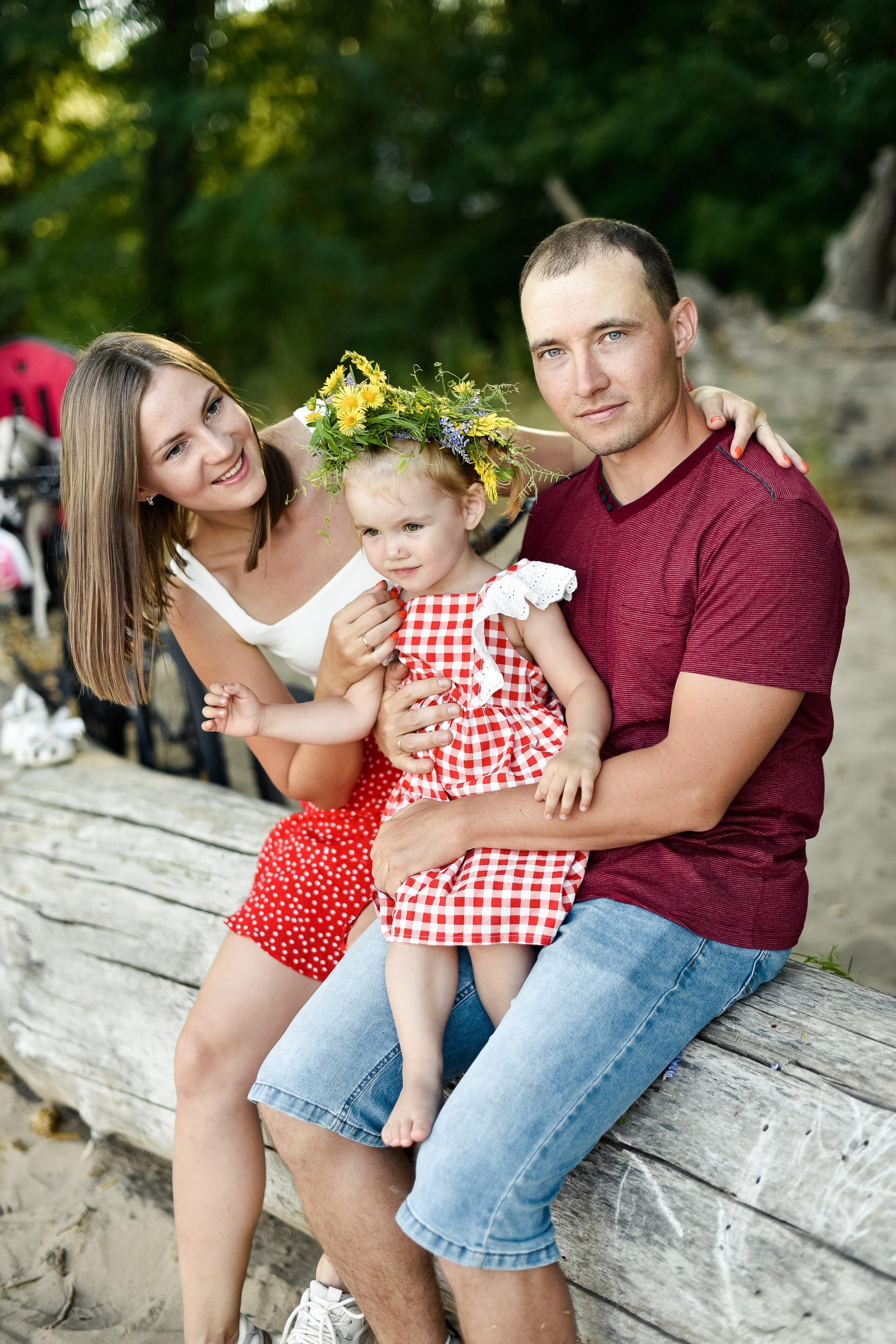 Семья Любочки, Максима и Машеньки