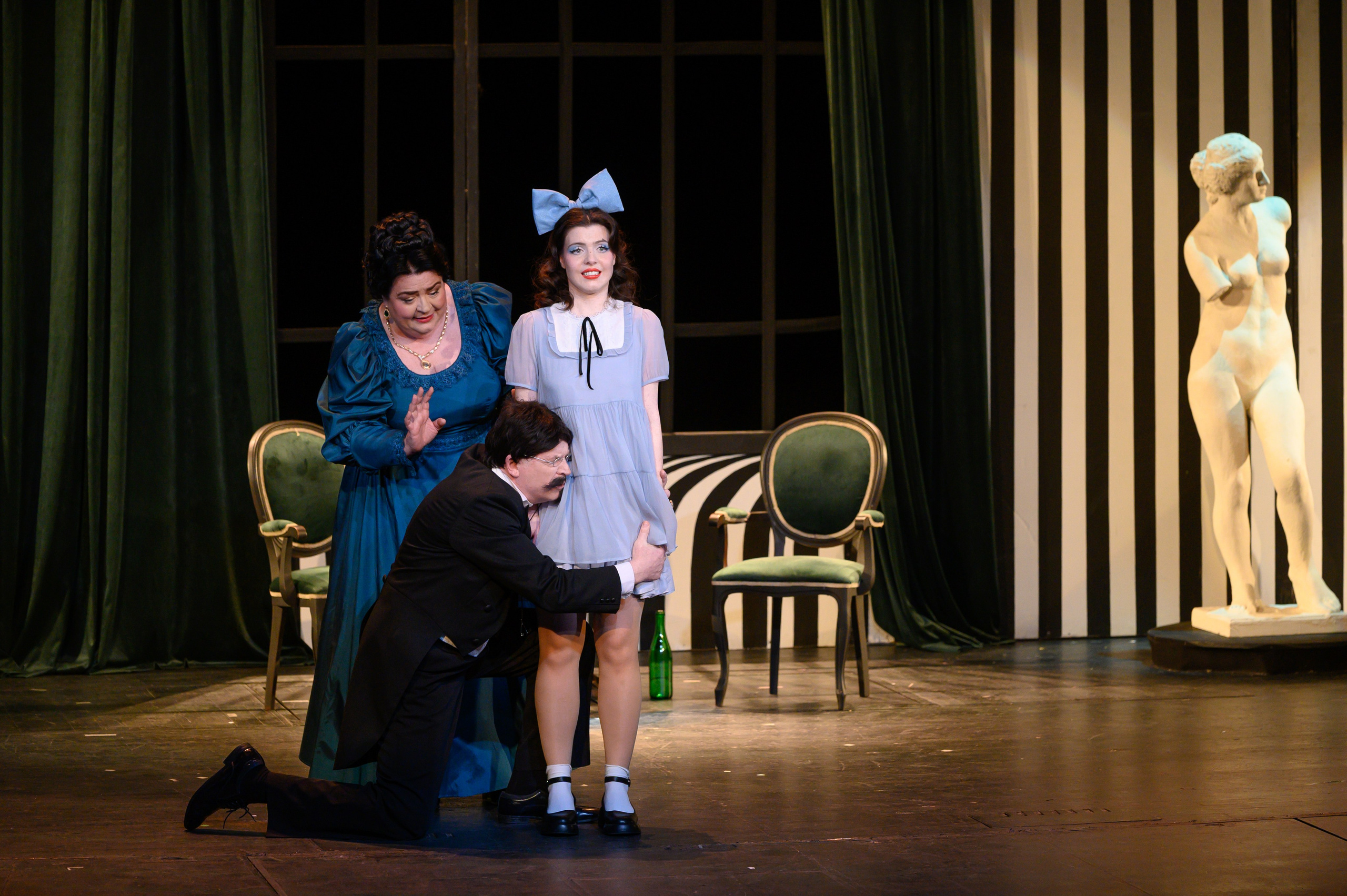 Дядюшкин сон. Фотоуслуги, услуги фотографа, фотографирование важных событий