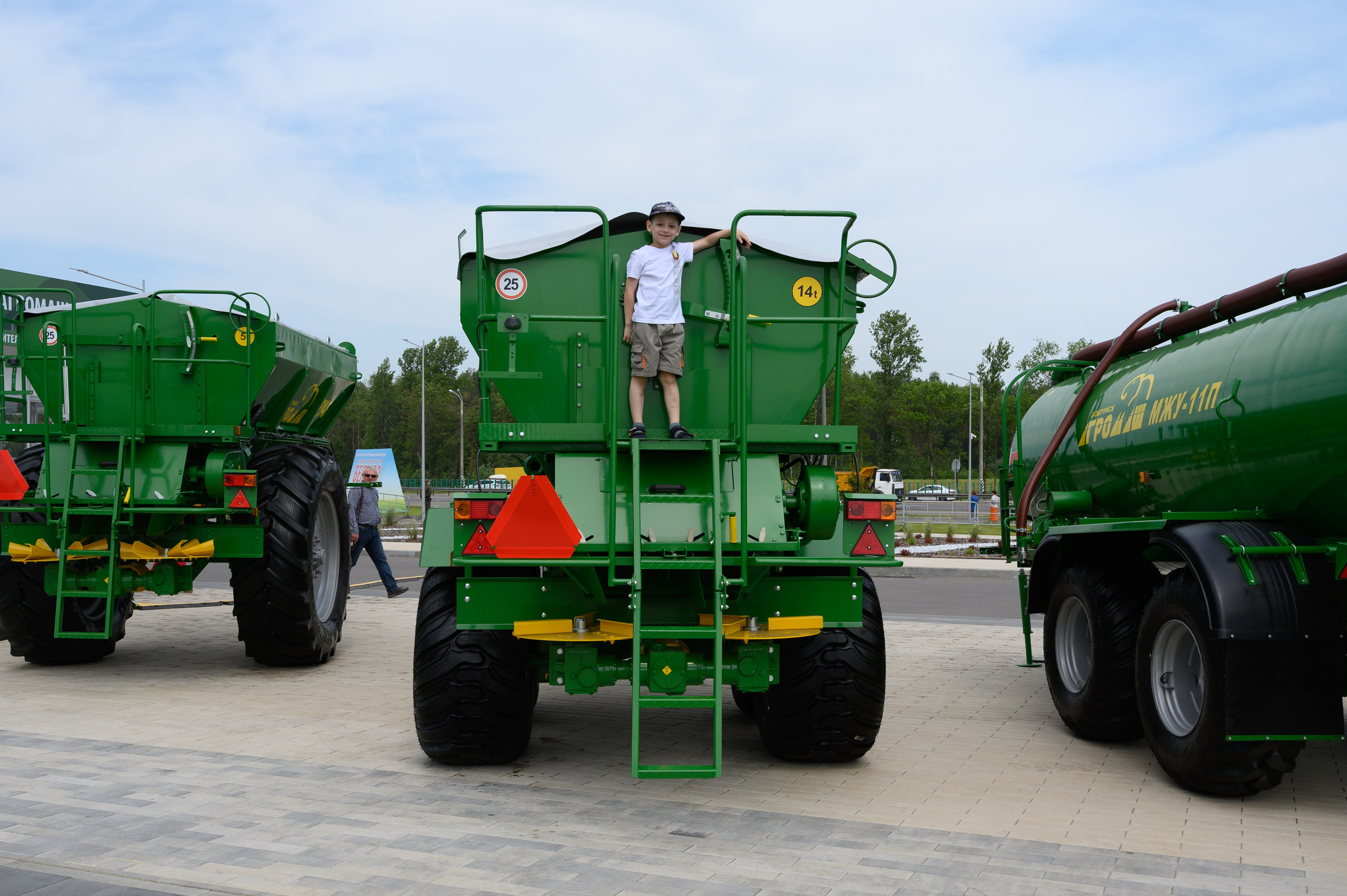 Агровыставка. Фотоуслуги, услуги фотографа, фотографирование важных событий