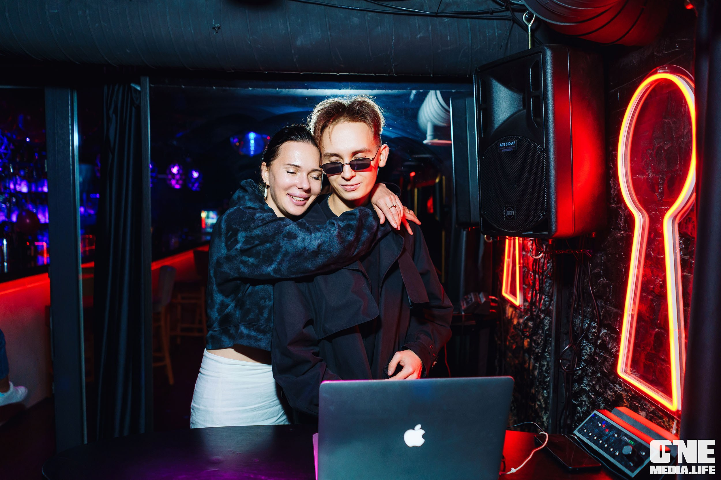 Фоторепортаж из Secret bar. One Media Life: фоторепортажи, фотоотчеты с мероприятий и заведений