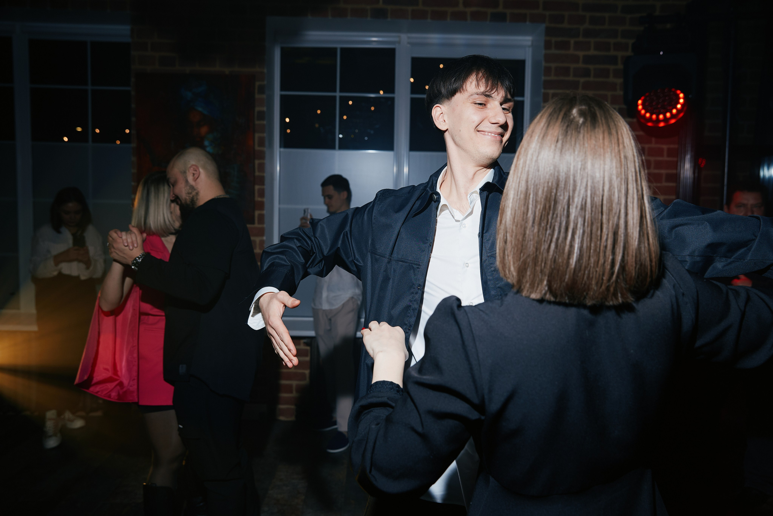 Праздничный концерт в Loft 1979. Свадебный репортажный фотограф краснодар максим дремов дрёмов фотосессия студия цена