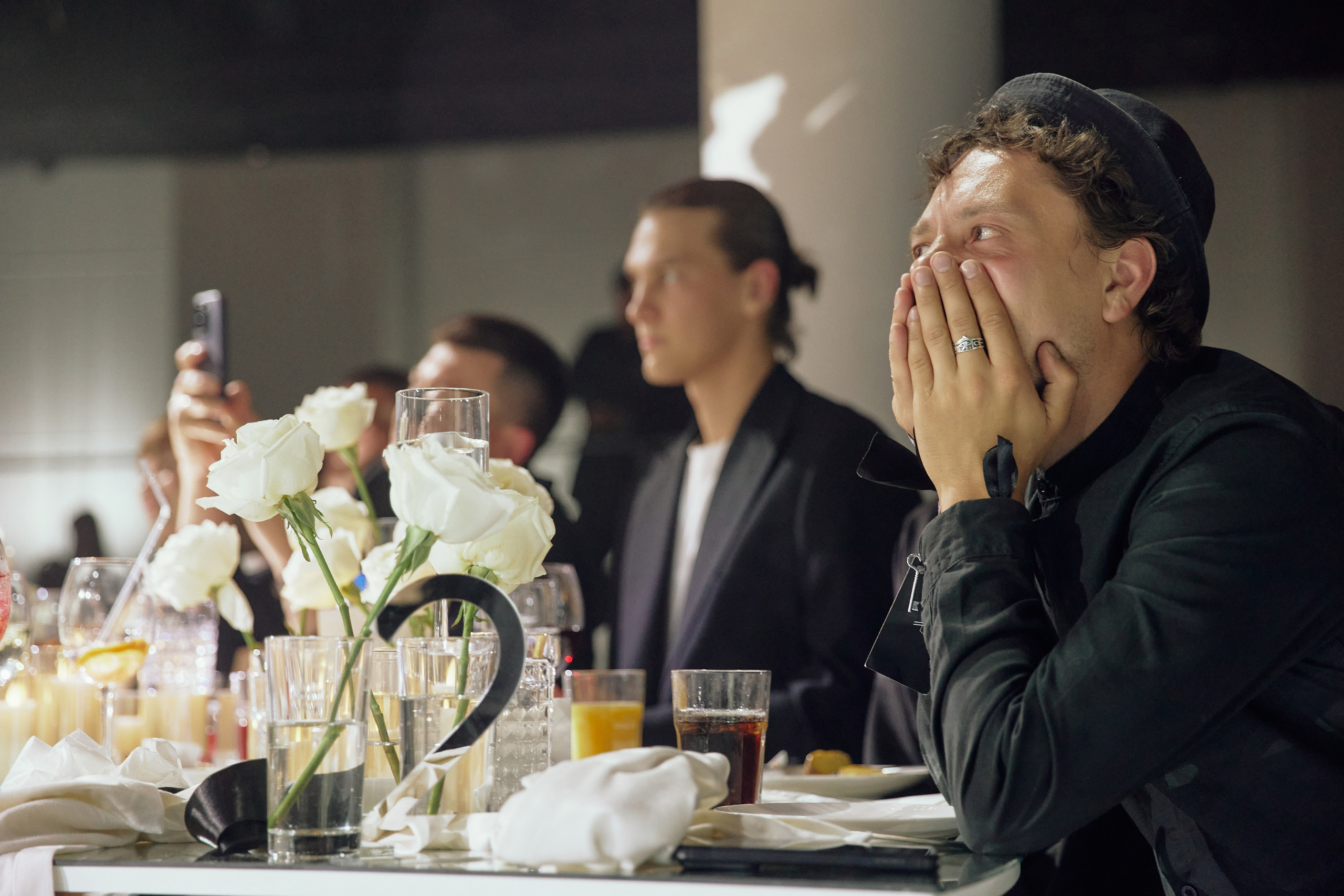 A MIRROR IS ONLY A HEART. Дмитрий Мазуркевич: Профессиональный Репортажный Фотограф