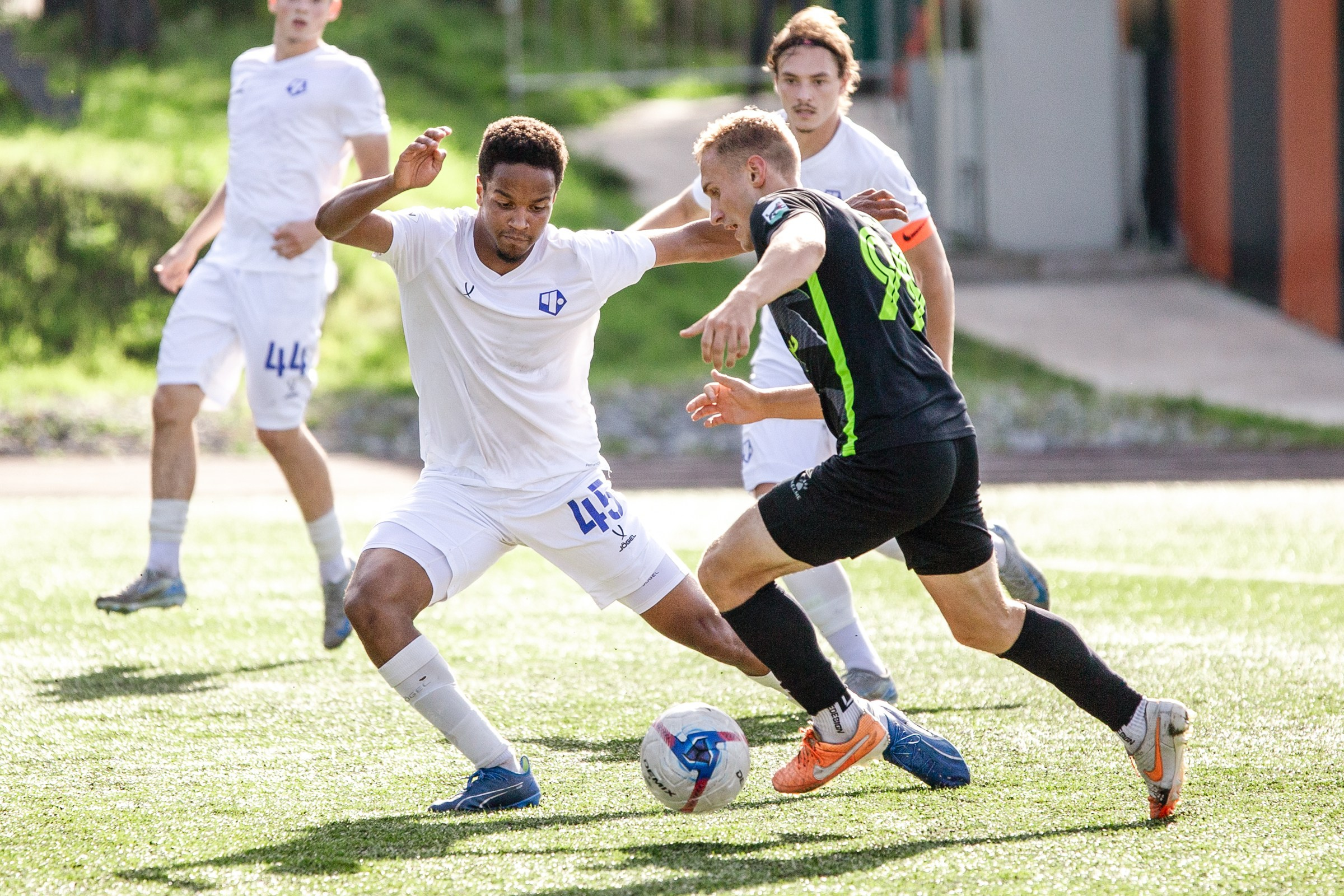 Первенство России по футболу LEON-Вторая лига Б | ФК Иркутск — Чертаново (Москва) | 24.08.25. Фотограф в Иркутске Евгения Айвазова