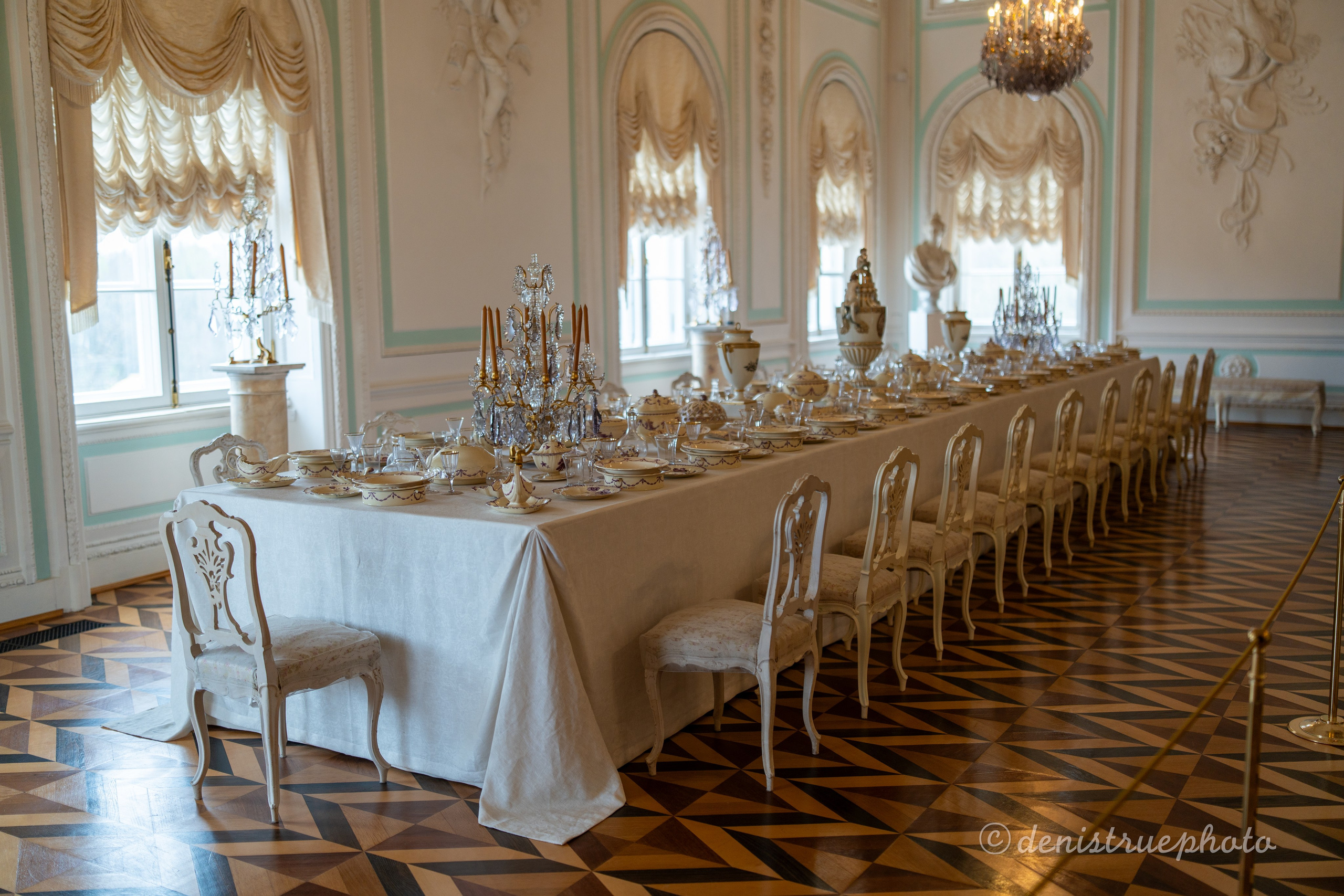 2026.05.04 Петергоф Большой Петровский дворец. Репортажая и lifestyle-фотография. Люди, эмоции, жизнь