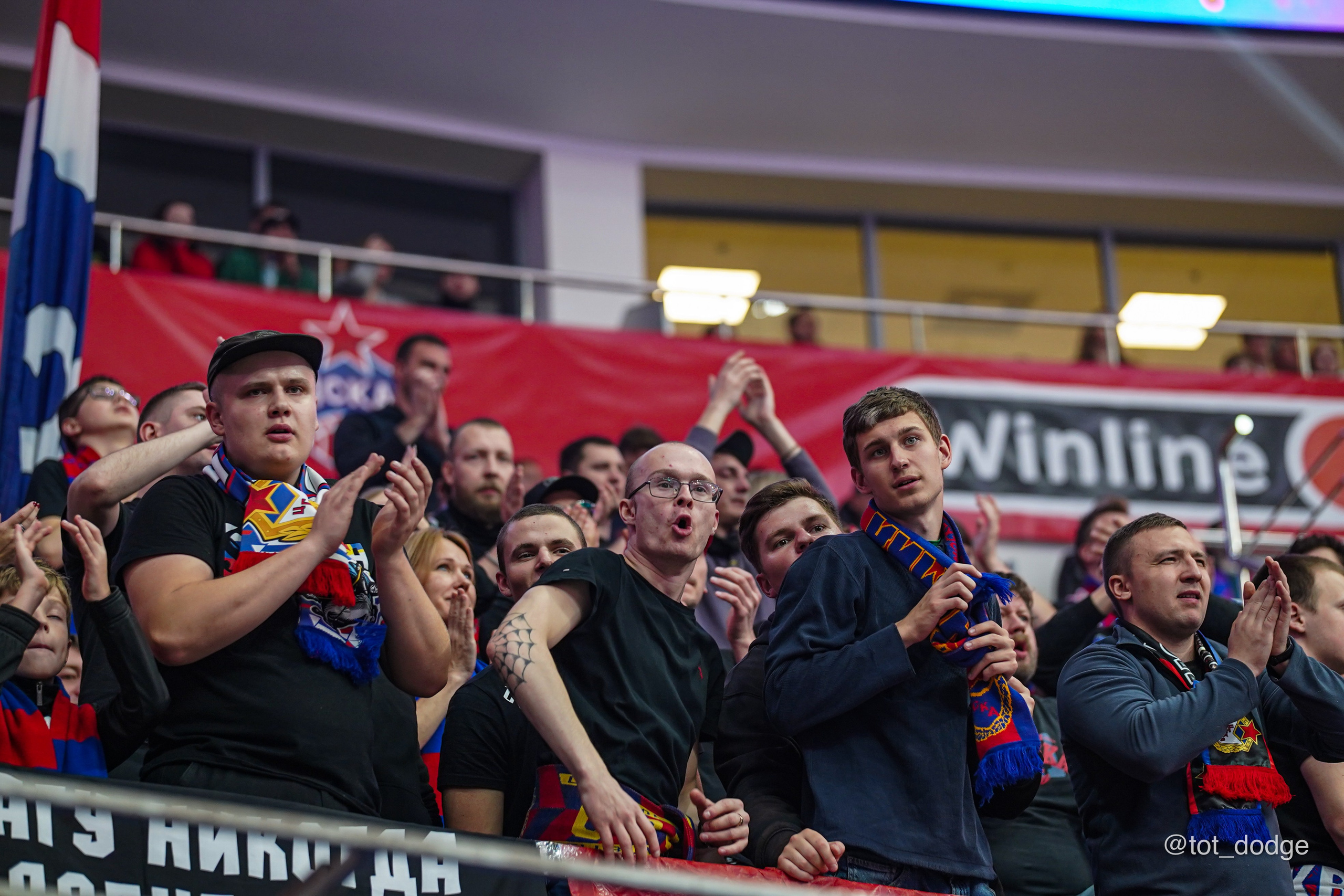 Баскетбол. ЦСКА-Зенит (13.10.24). Автомобильный фотограф Шакая Кирилл