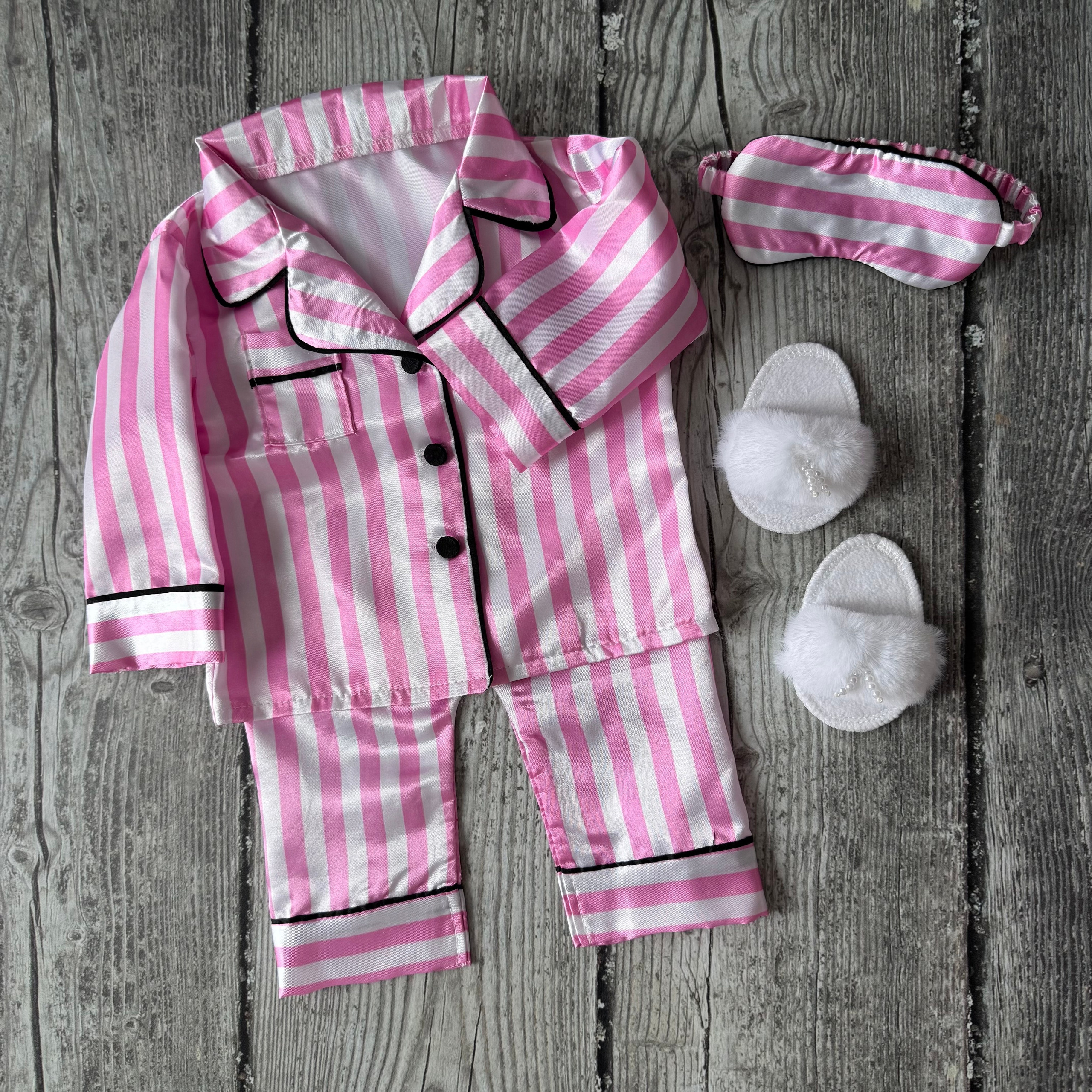 Костюмы и аксессуары для фотосессии новорожденных | Реквизит для съемки newborn в Москве. Фотосессия новорожденных в Москве и Московской области | Профессиональный фотограф newborn — Татьяна Иванова