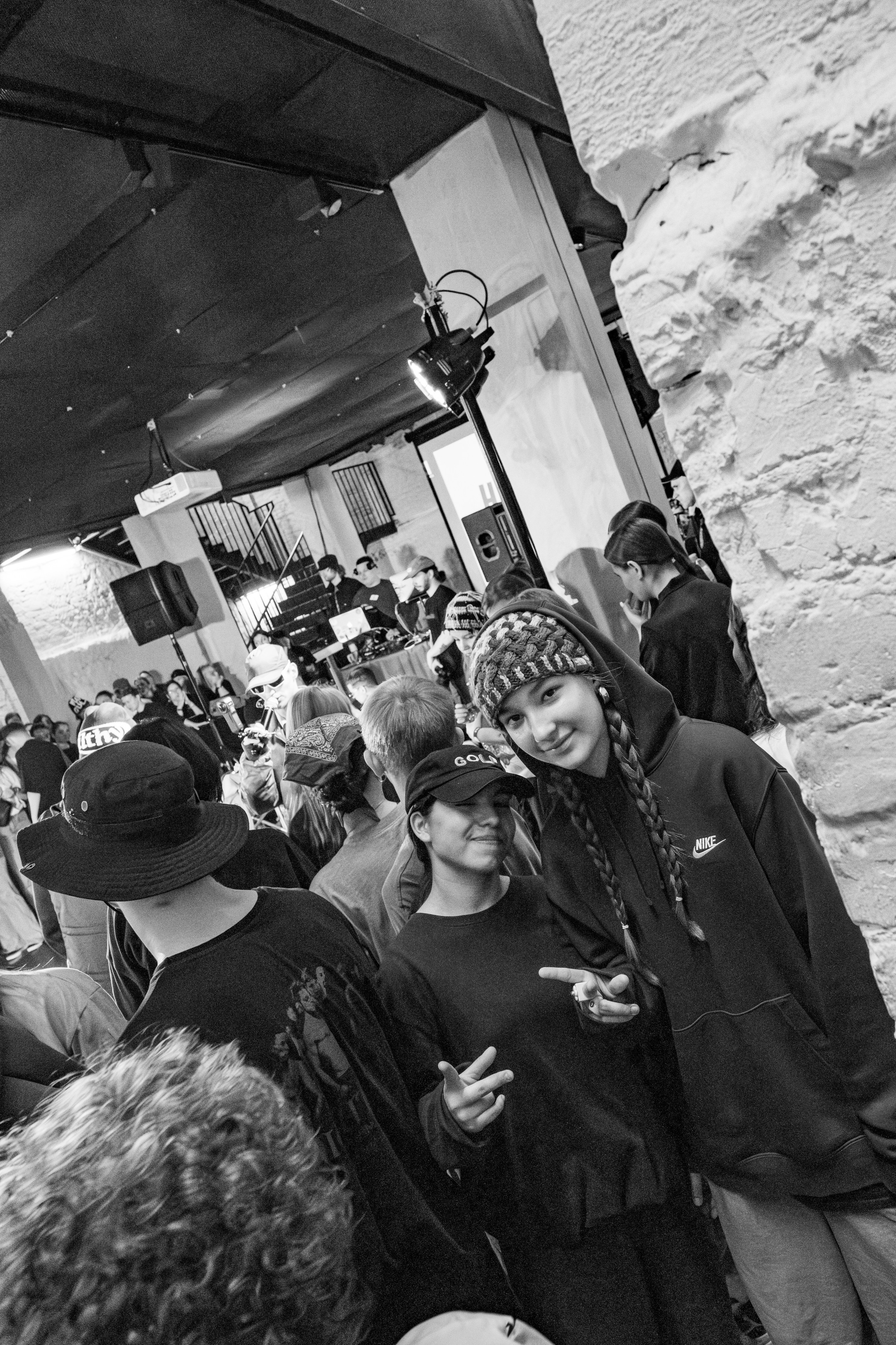 ODD BATTLE 04/05 (@youlovebu). Соня бу тебя сфоткала