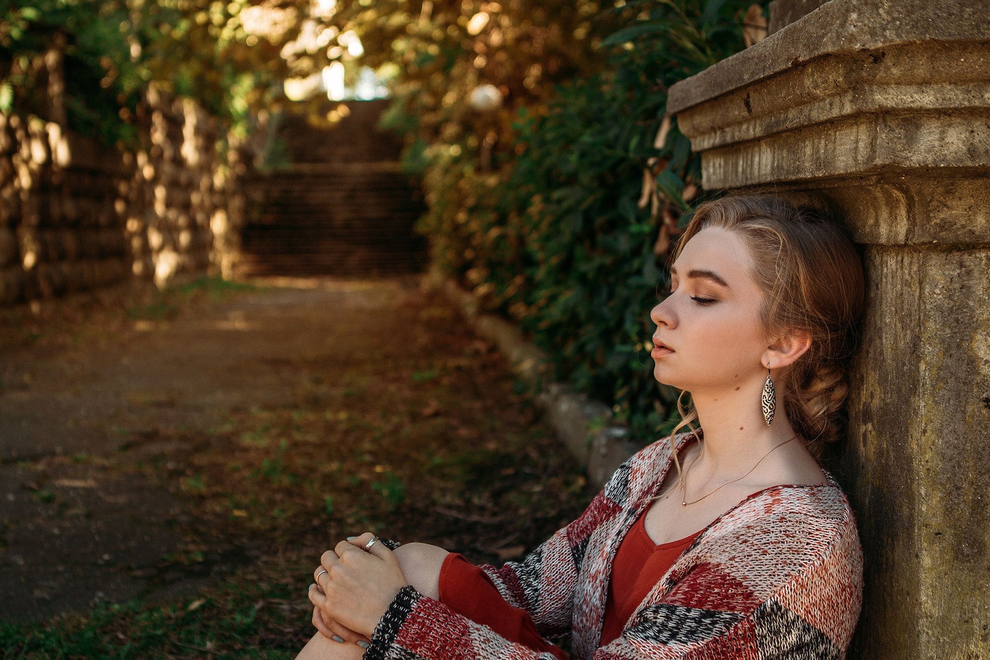 Лавстори в Сочи около заброшенного санатория Орджоникидзе