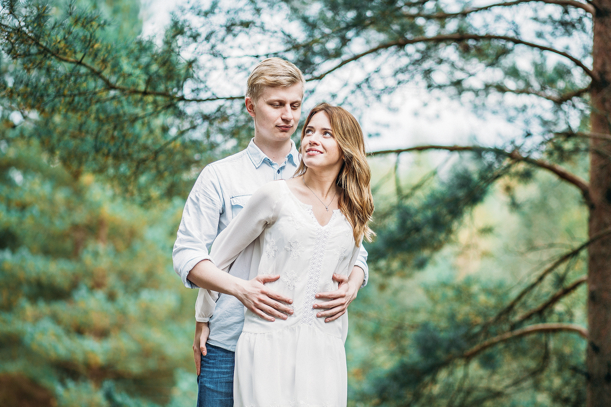 Лавстори фотосессия на природе и в лесу