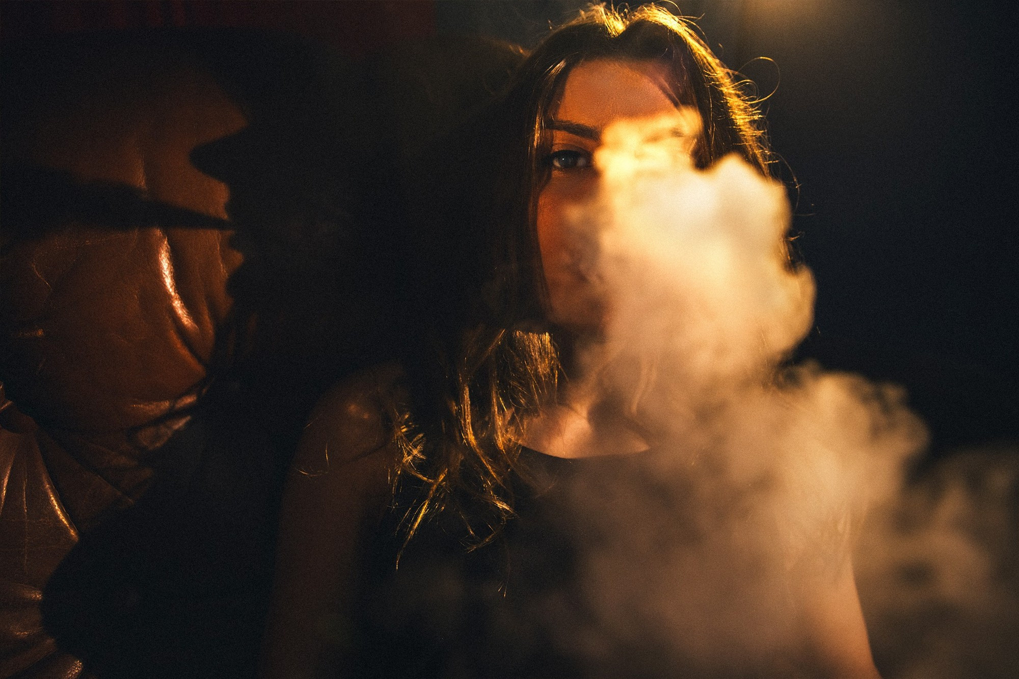 Студийная съемка лавстори стильных ребят