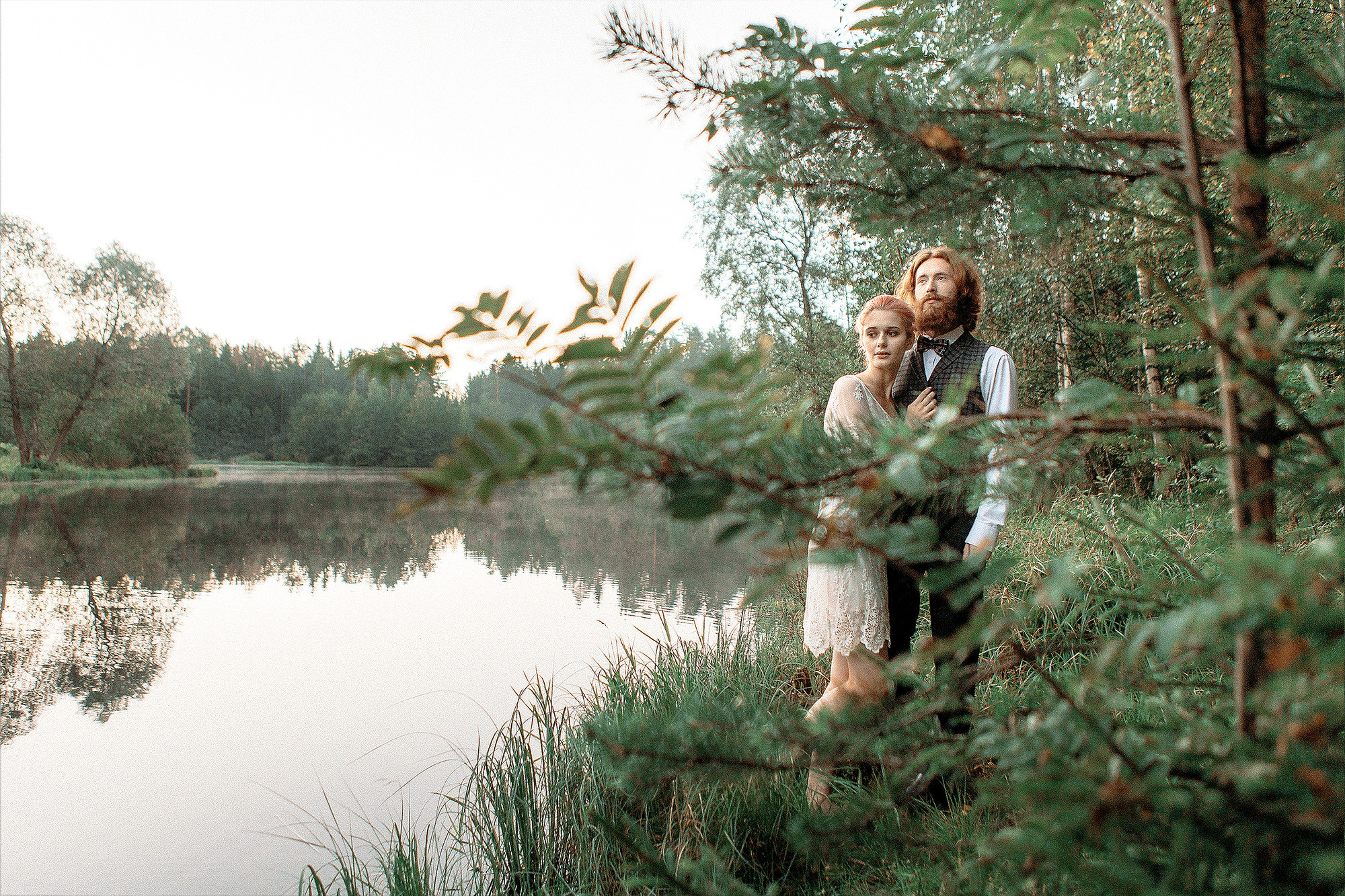Атмосферная фотосессия о любви, лавстори на природе