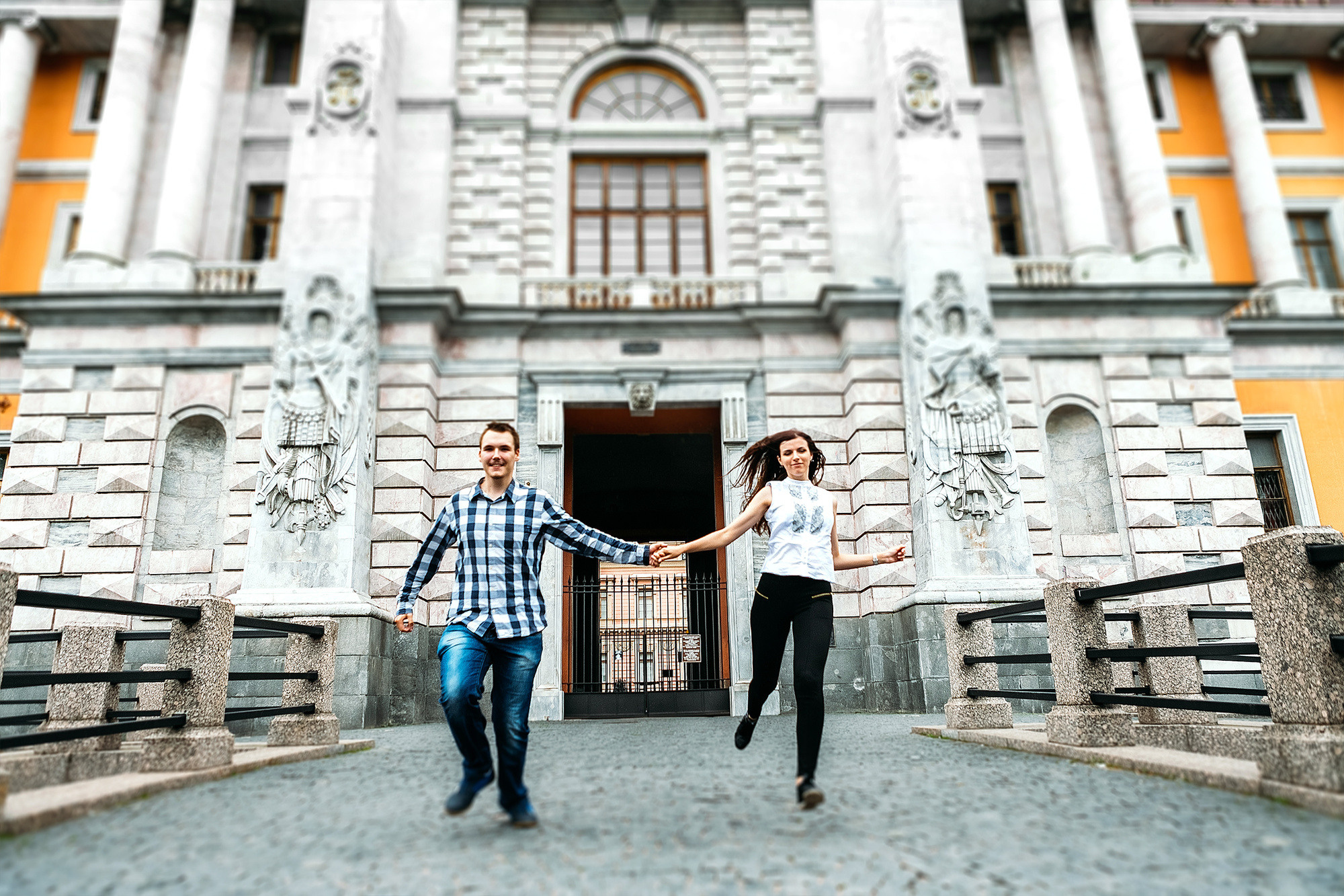 Любовная история на берегу моря и в центре Санкт-Петербурга