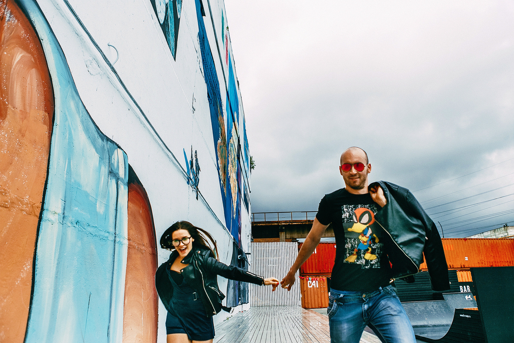 Веселая и безвымная лавстори в музее современного искусства