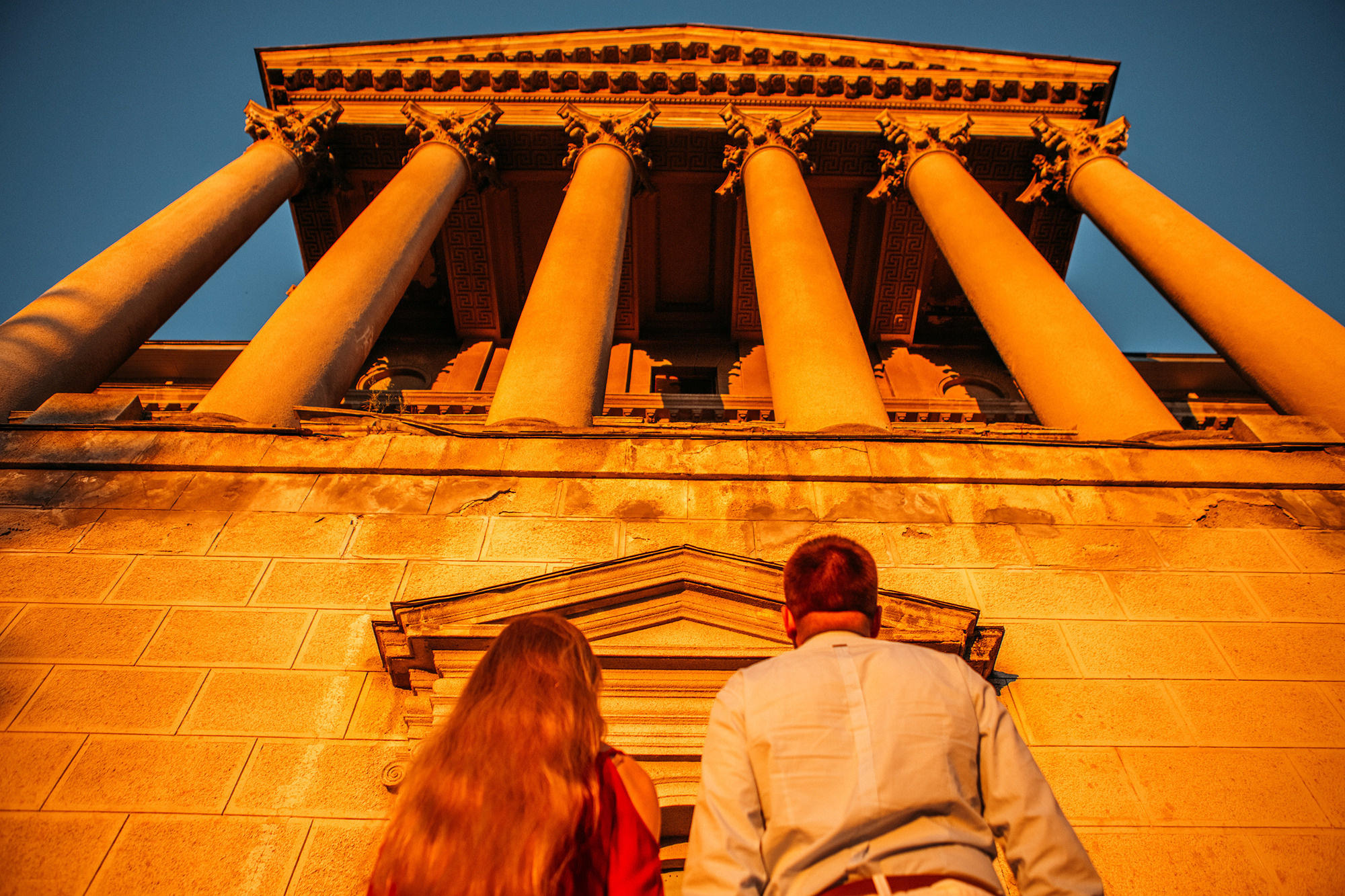 Лавстори в Сочи около заброшенного санатория Орджоникидзе