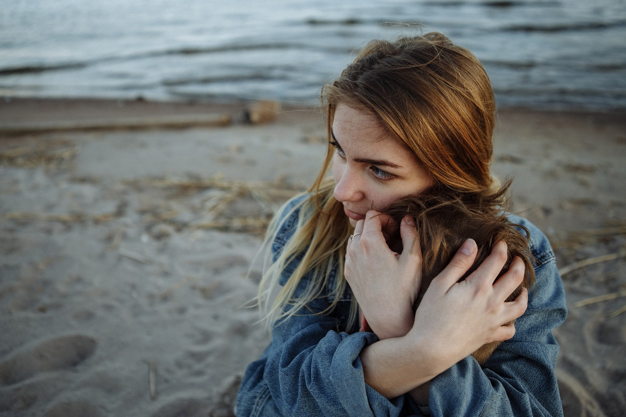 Предсвадебная лавстори около гостиницы Прибалтийская