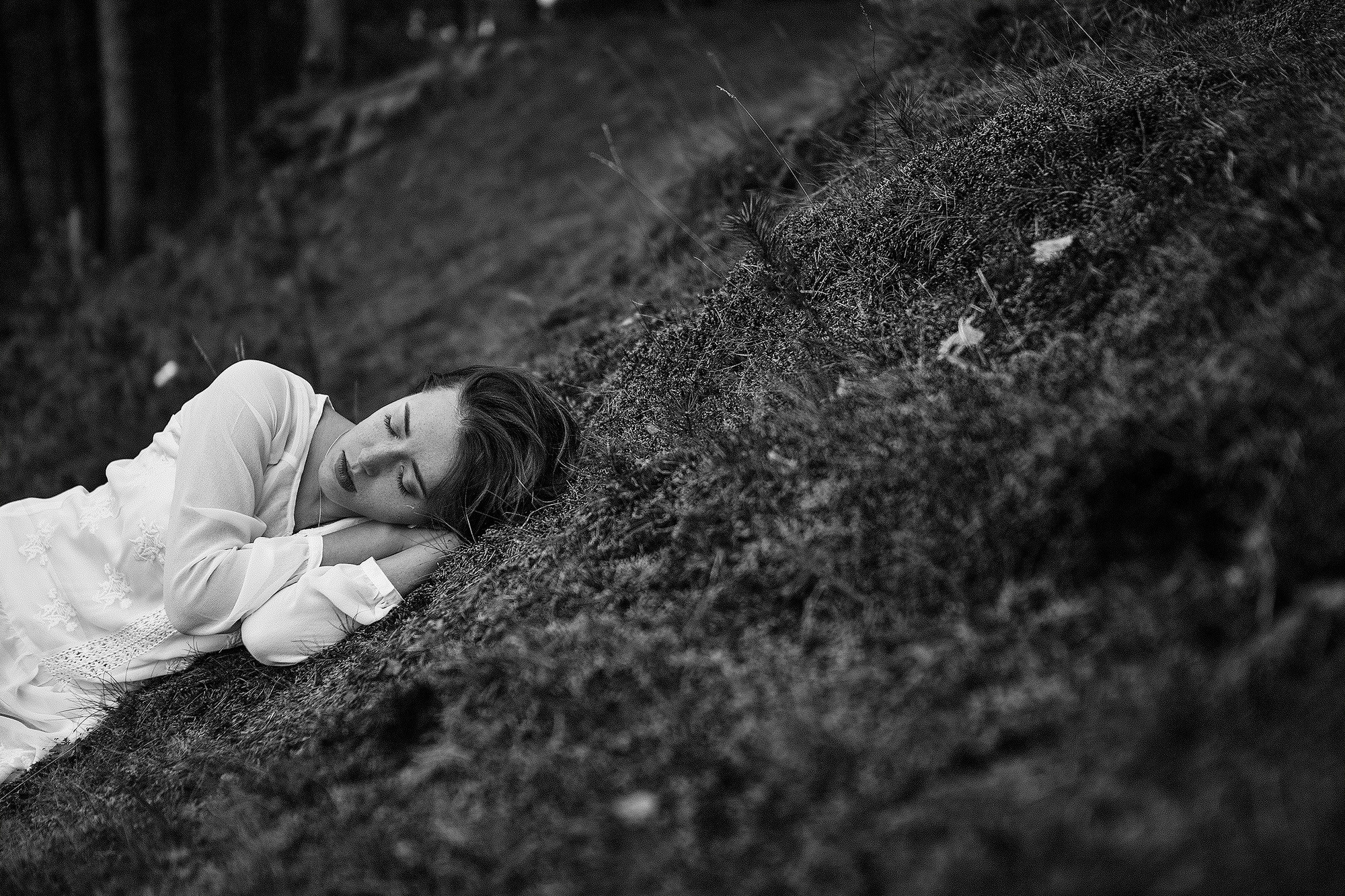 Лавстори фотосессия на природе и в лесу