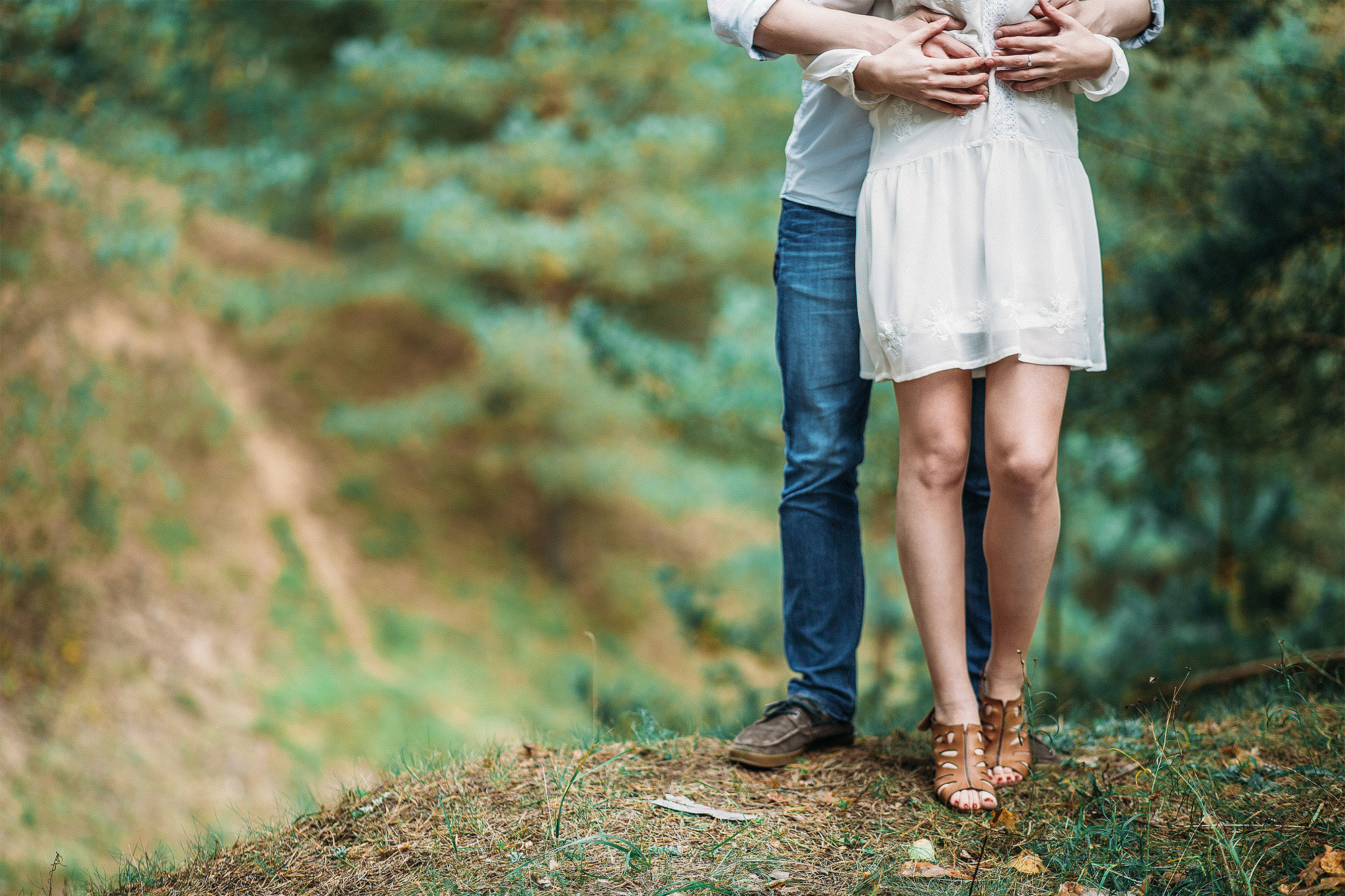 Лавстори фотосессия на природе и в лесу