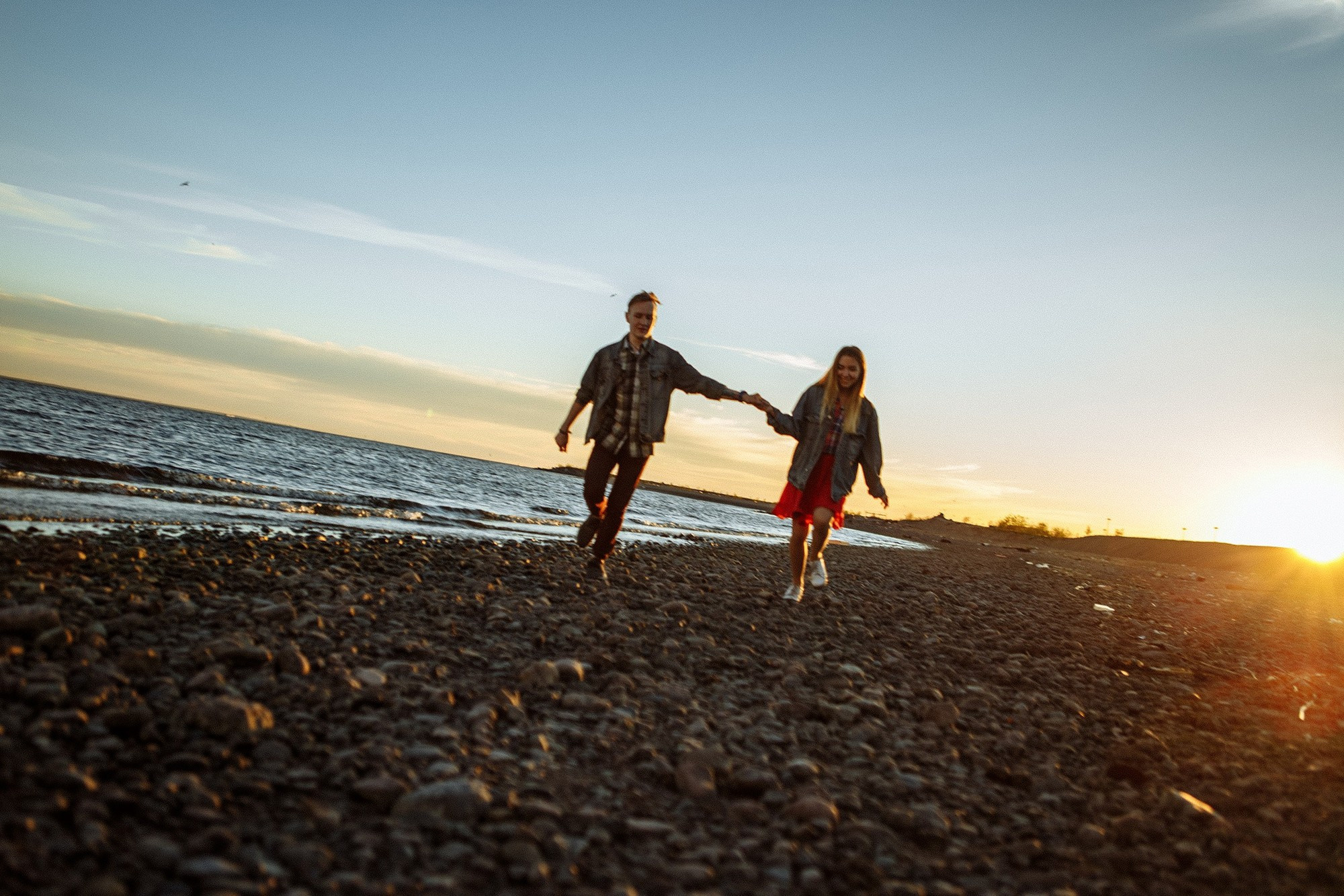 Предсвадебная лавстори около гостиницы Прибалтийская