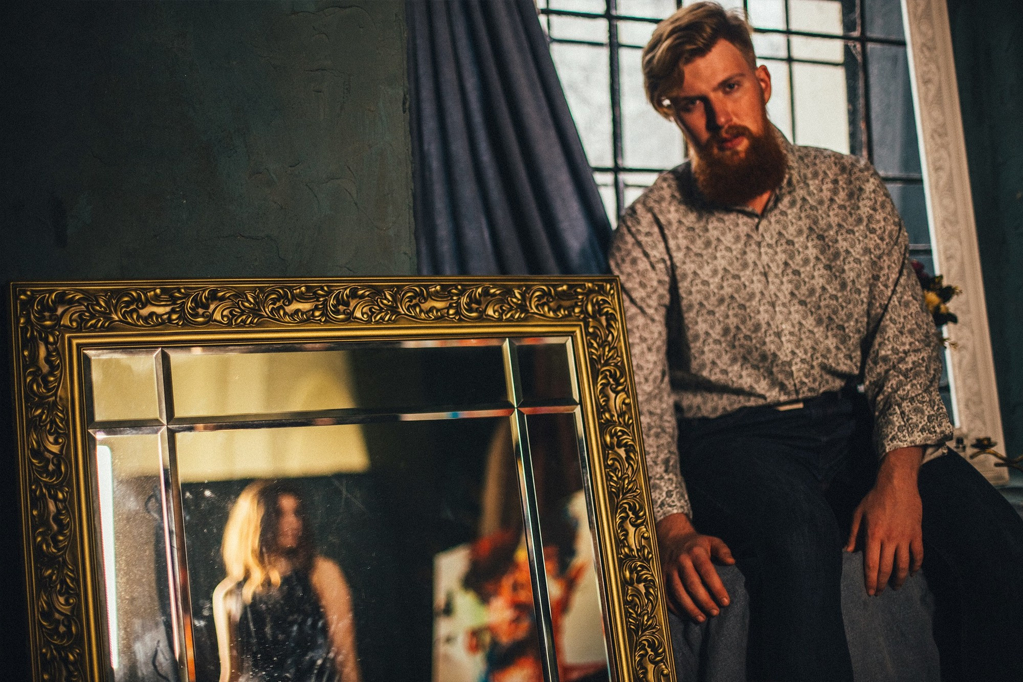 Студийная съемка лавстори стильных ребят