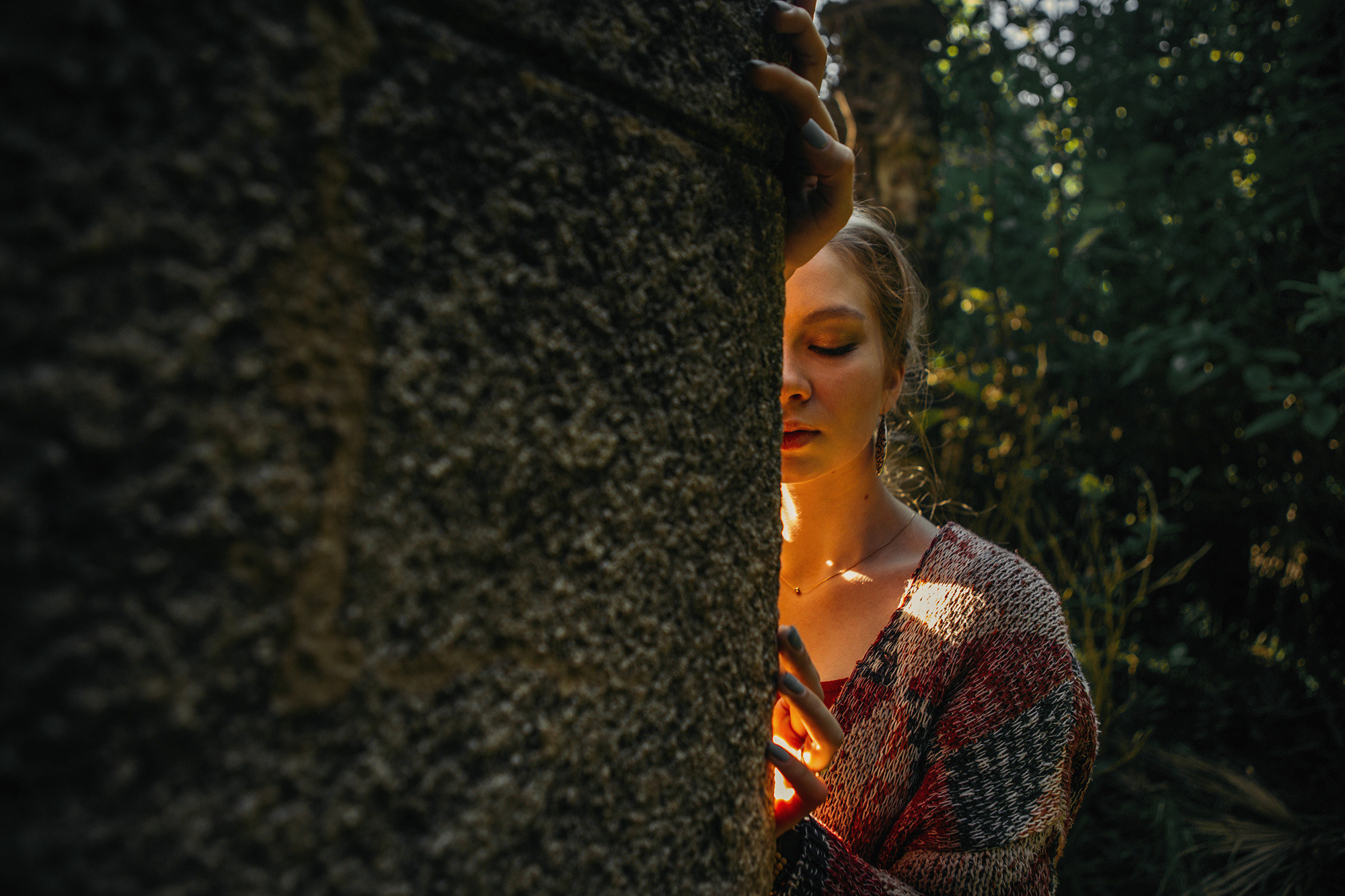 Лавстори в Сочи около заброшенного санатория Орджоникидзе