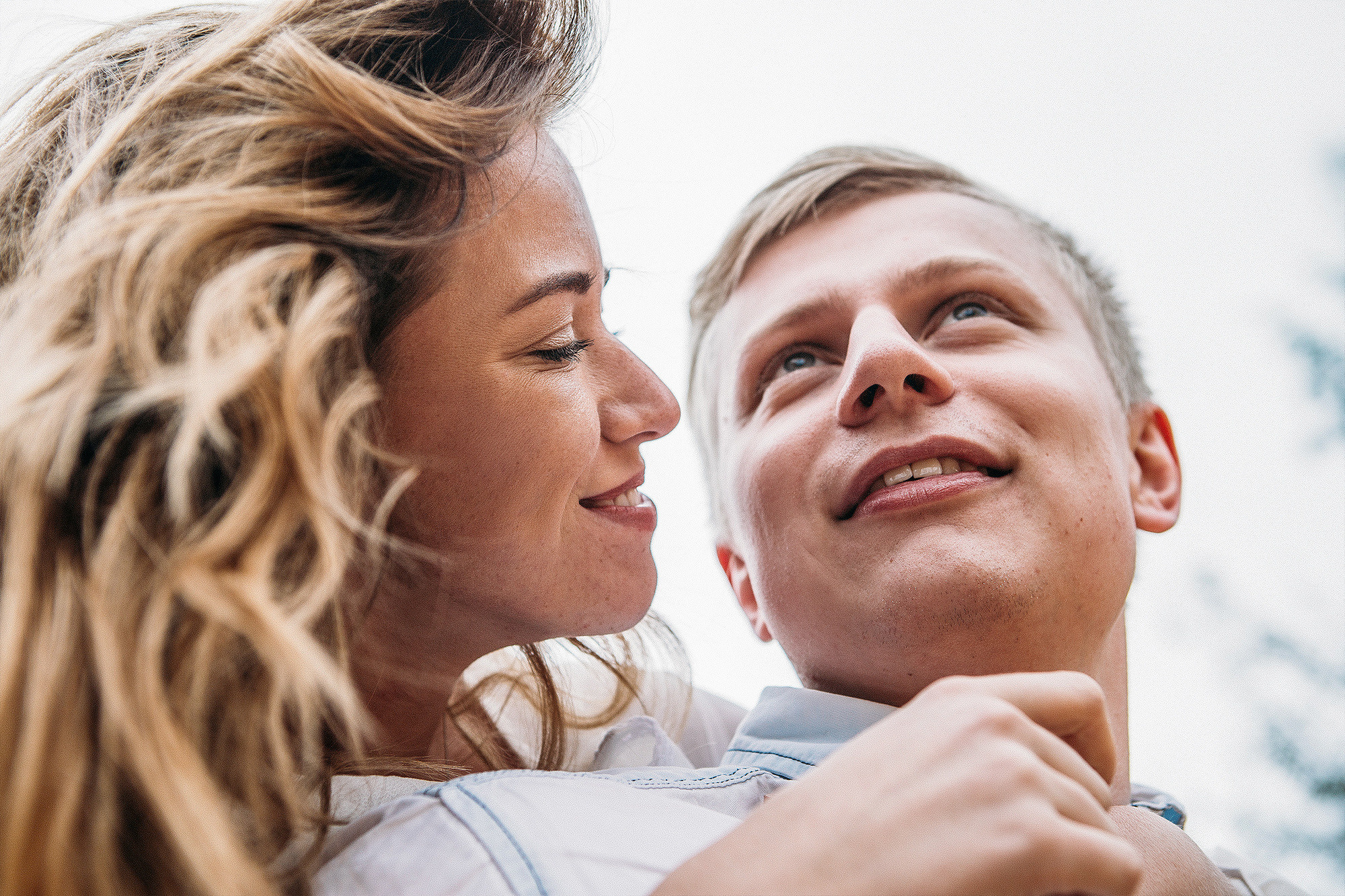 Лавстори фотосессия на природе и в лесу