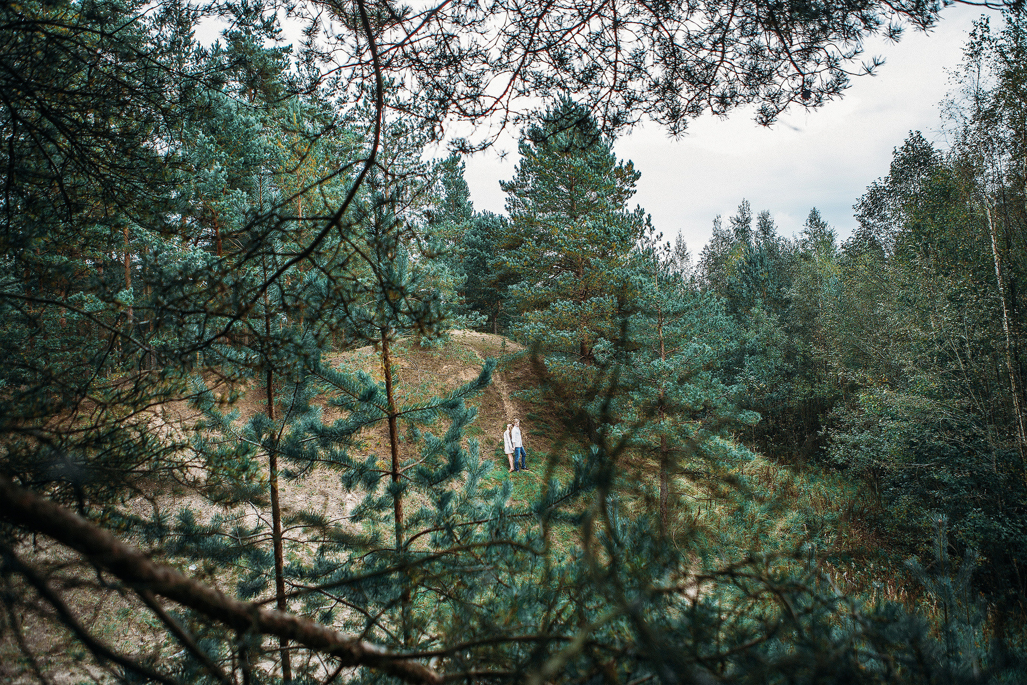 Лавстори фотосессия на природе и в лесу