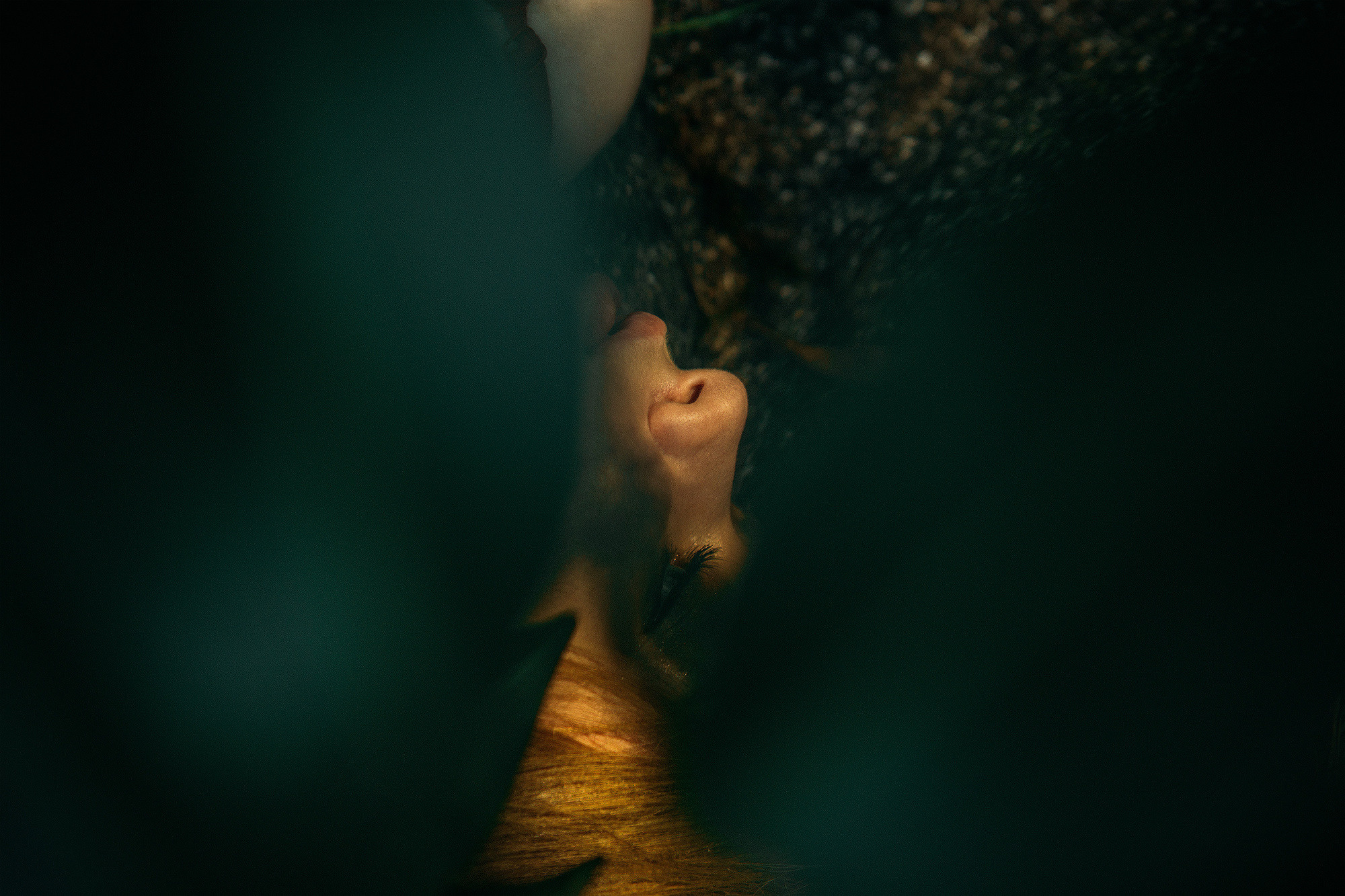 Лавстори в Сочи около заброшенного санатория Орджоникидзе