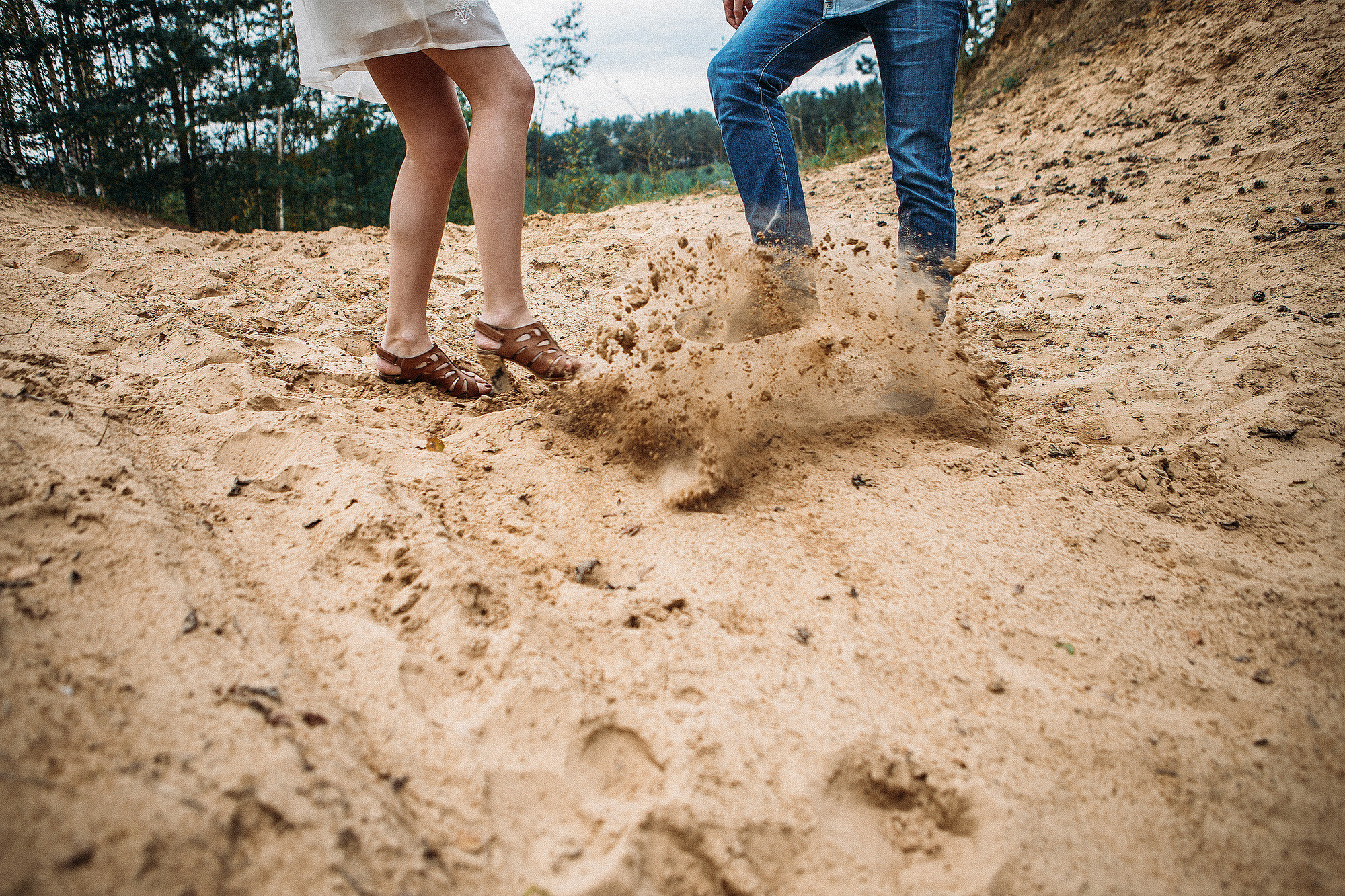 Лавстори фотосессия на природе и в лесу