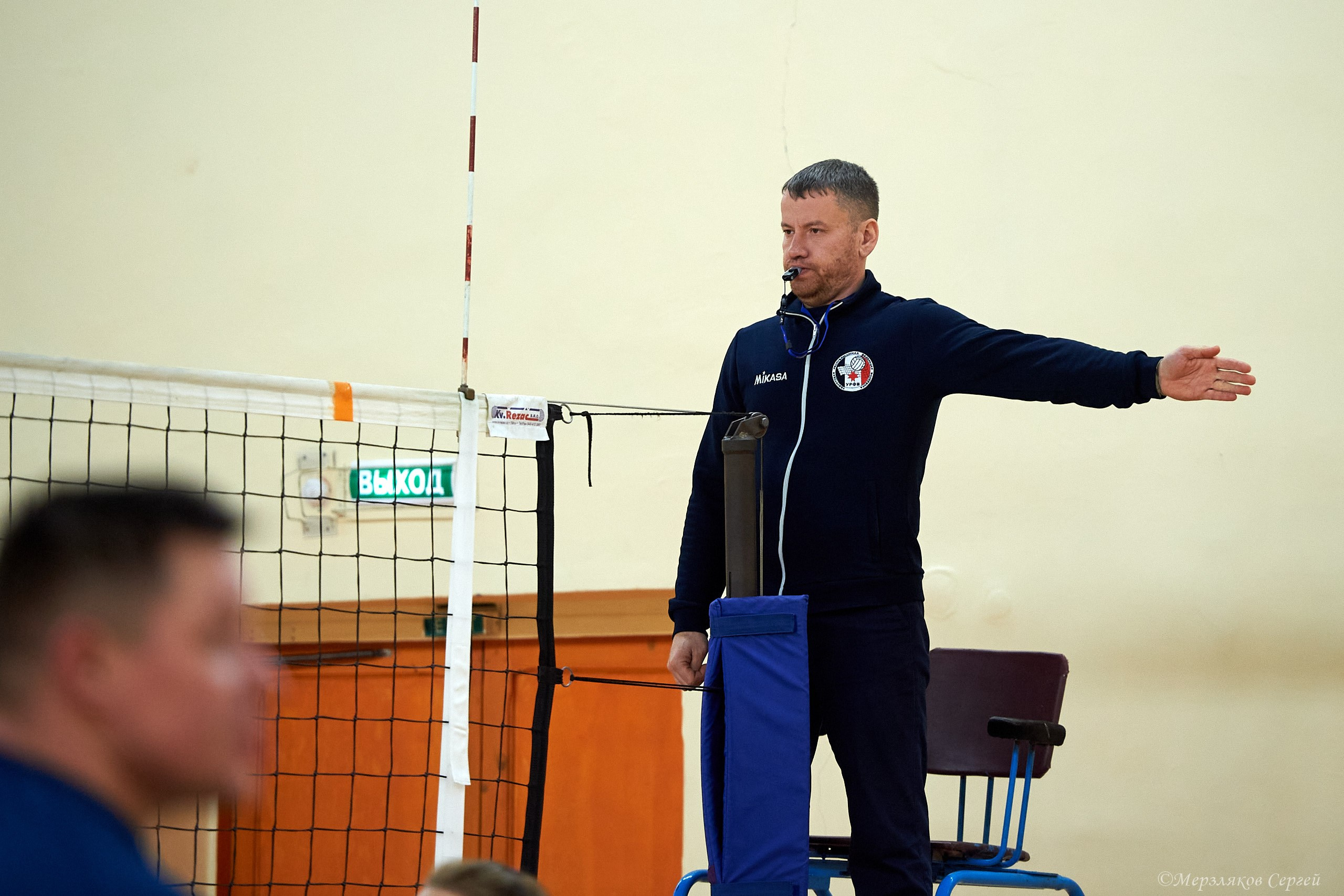 Новогодний турнир по волейболу. Ижевск. 15.12.2023. Спортивный репортажный фотограф в Ижевске Сергей Мерзляков