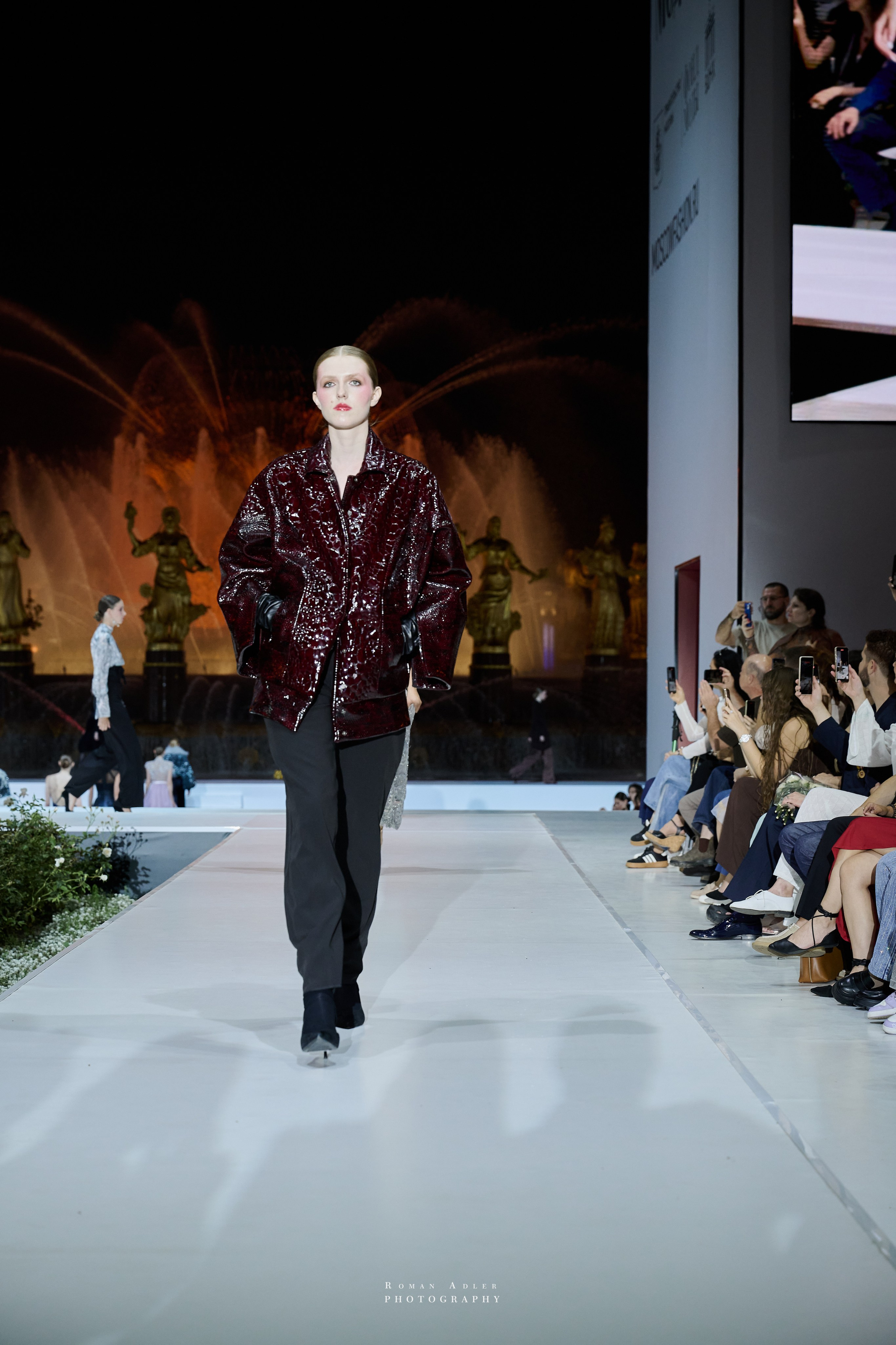 Московская неделя моды. Фотограф Роман Адлер